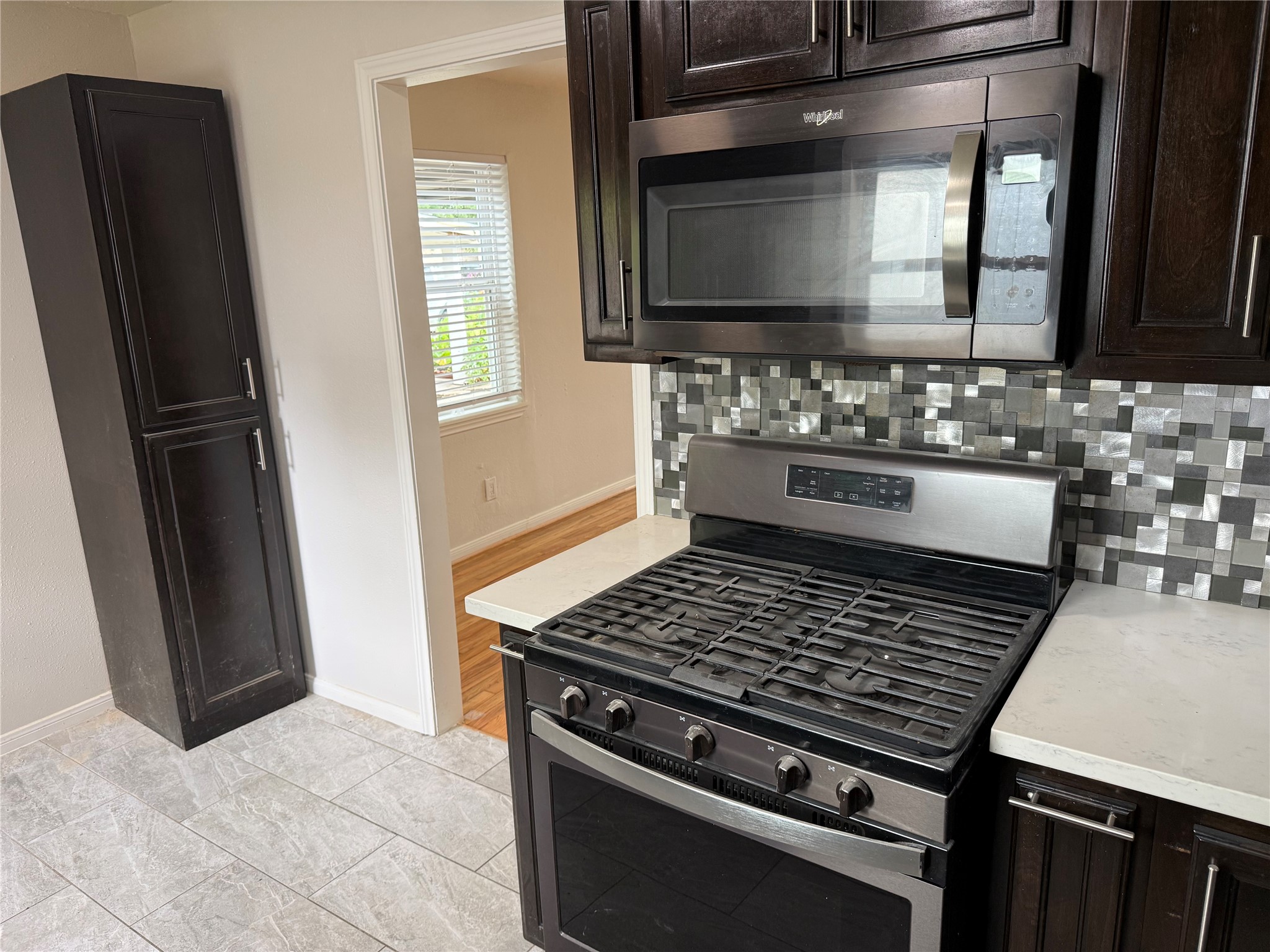 606 Wisconsin Street Property Photo 16