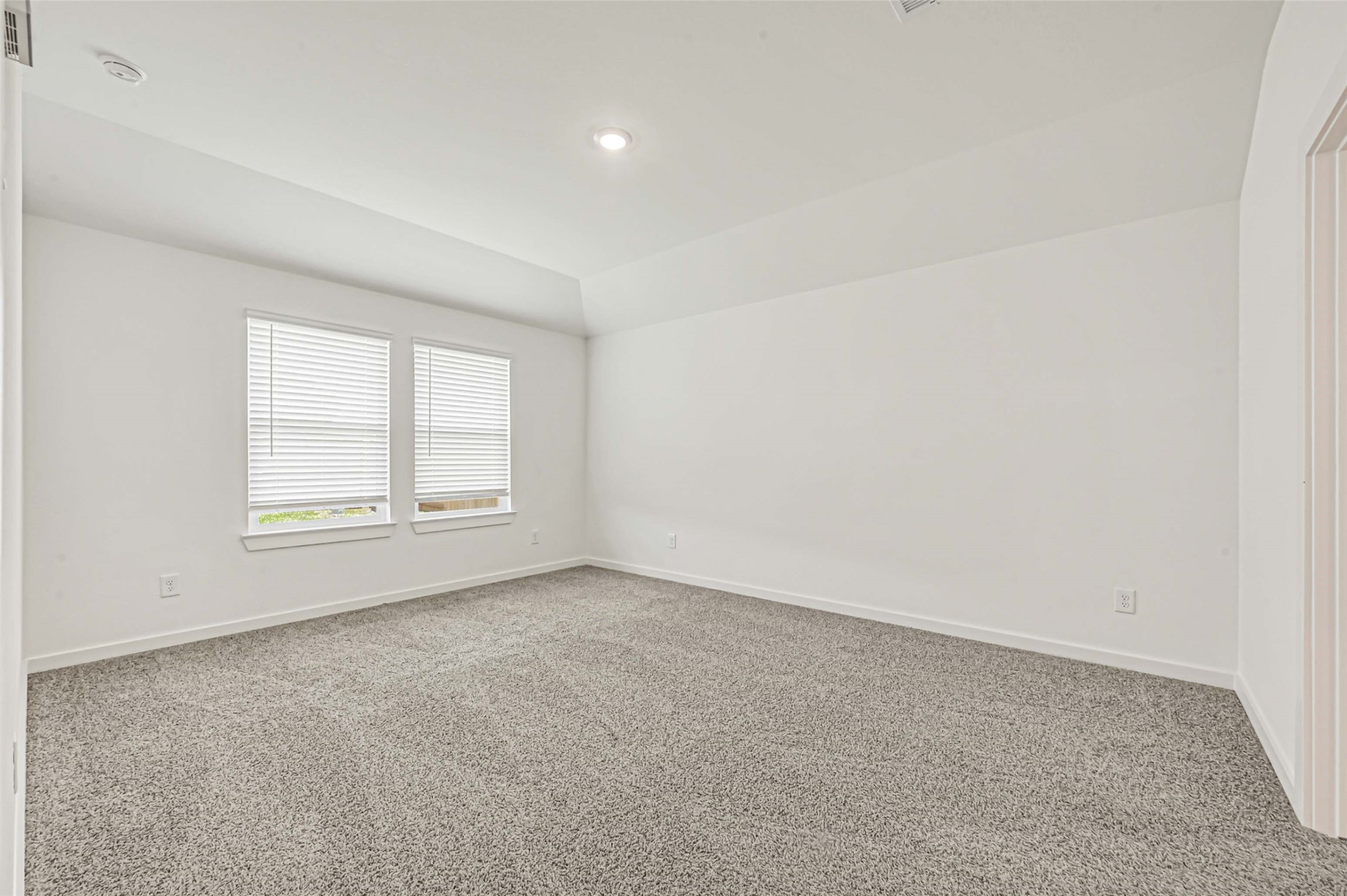 2630 Sunset Bluff Lane Property Photo 3