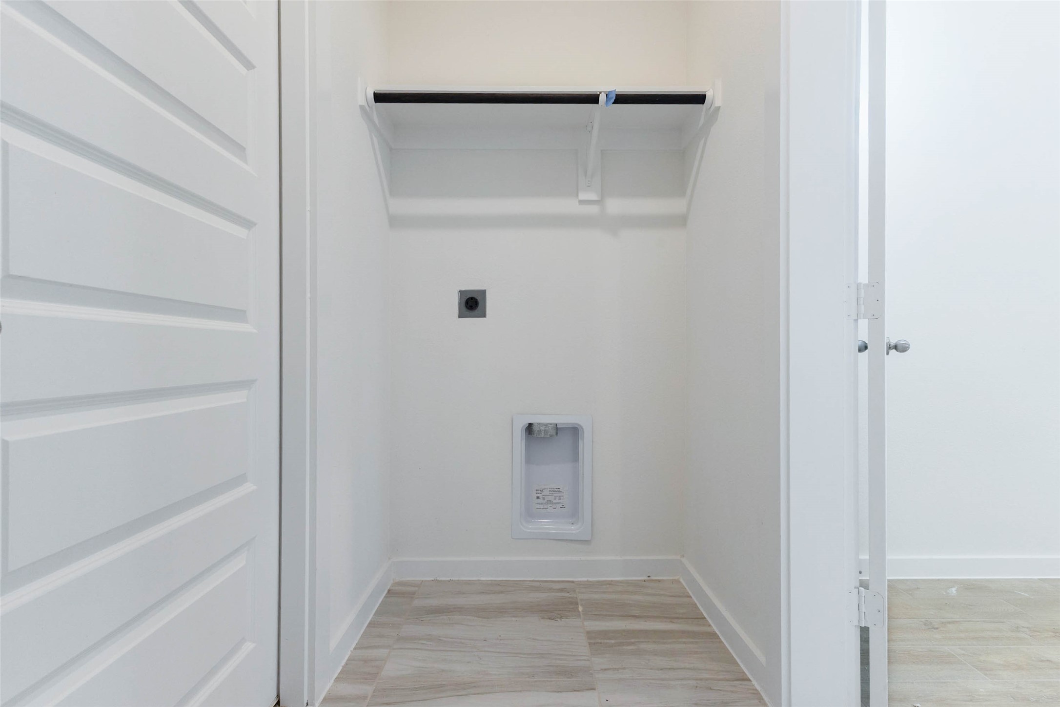 1115 Santee Court Property Photo 11