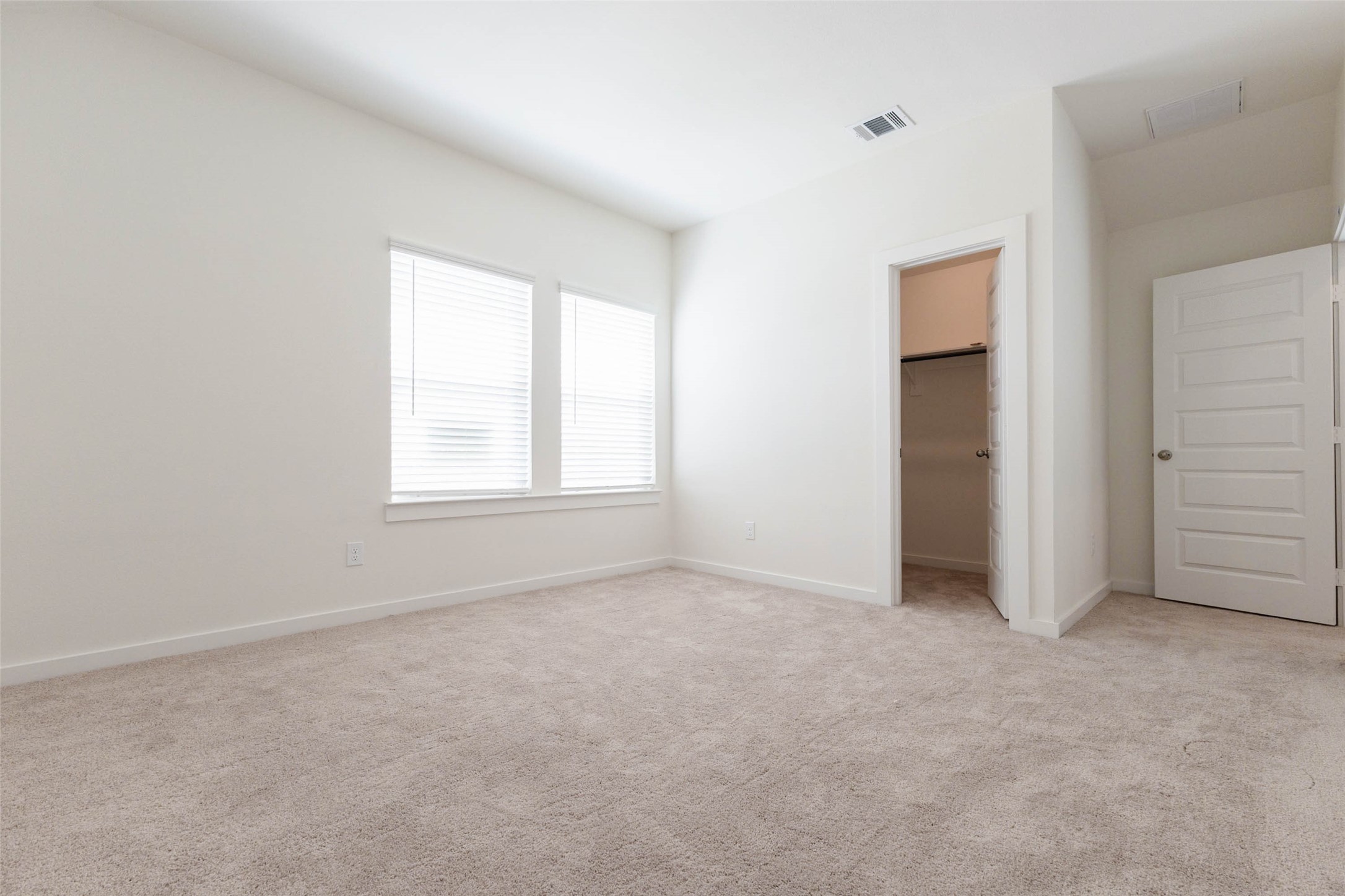 1115 Santee Court Property Photo 19