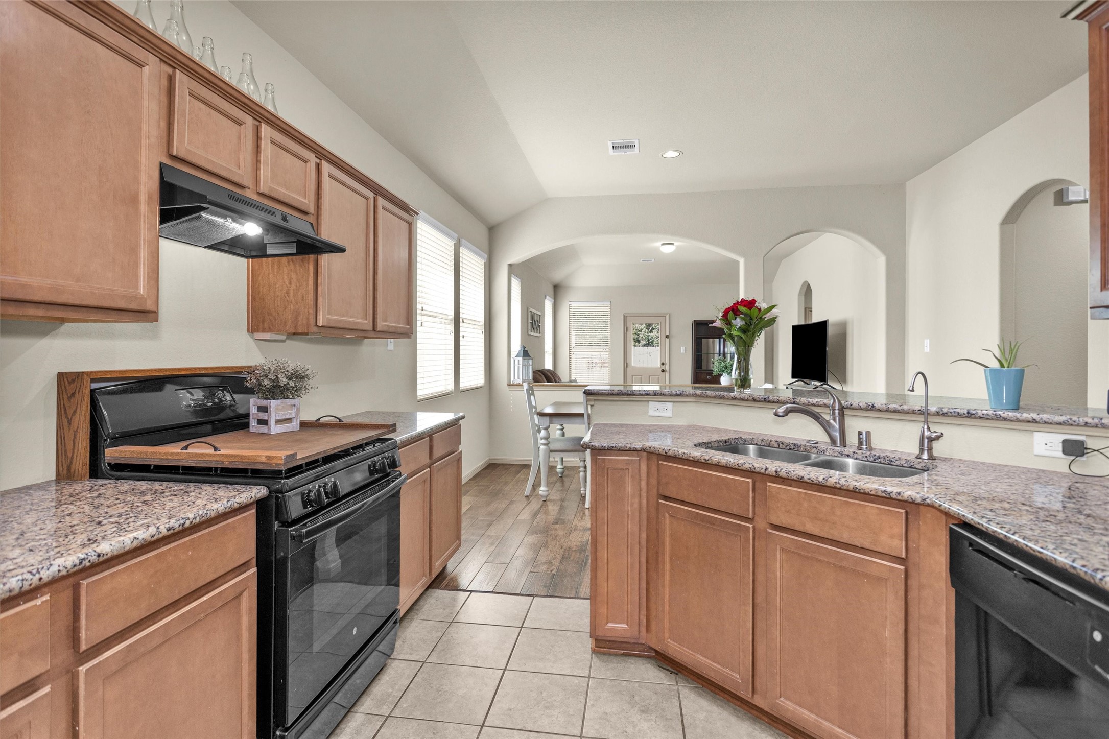 9934 Sterling Place Drive Property Photo 15