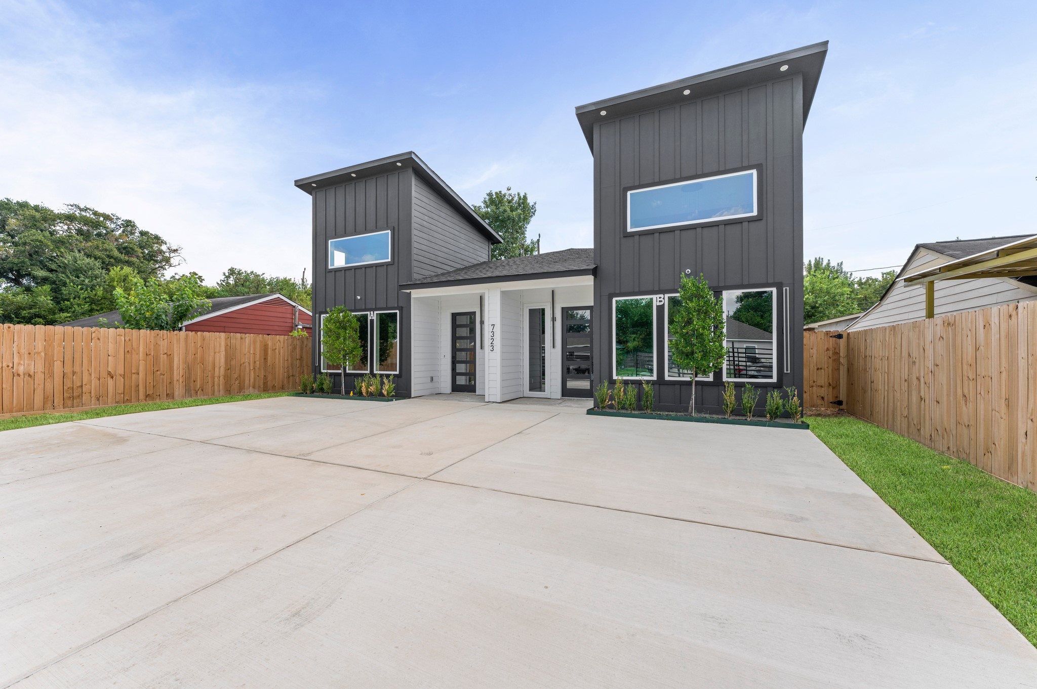 7323 Bastogne Road Property Photo 4