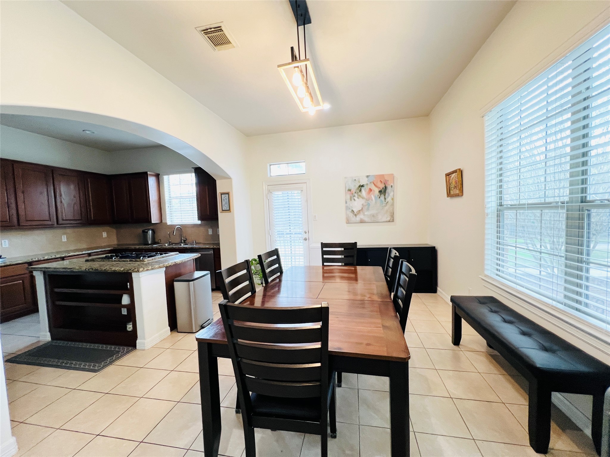 8018 Stoneyway Drive Property Photo 12