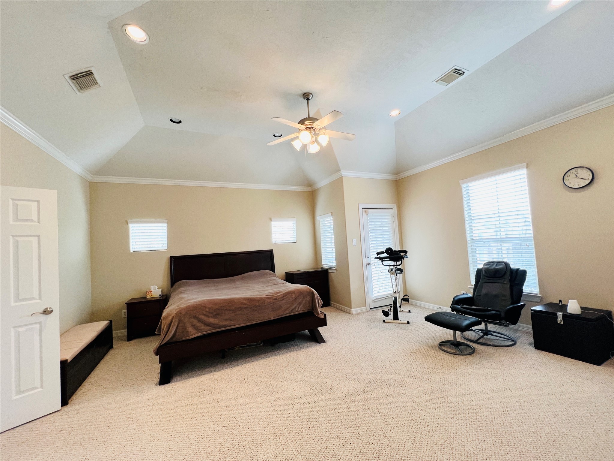 8018 Stoneyway Drive Property Photo 15