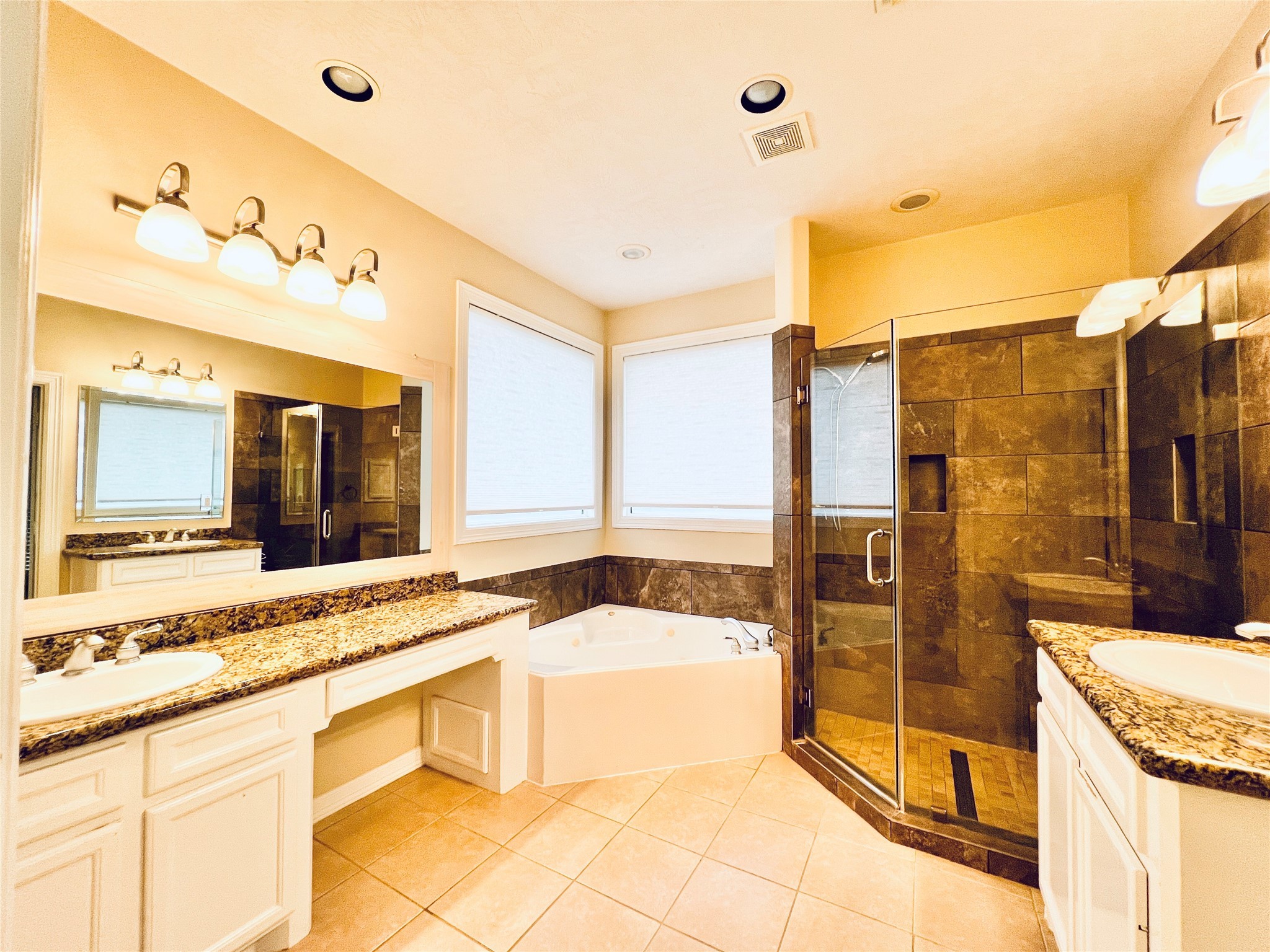 8018 Stoneyway Drive Property Photo 16