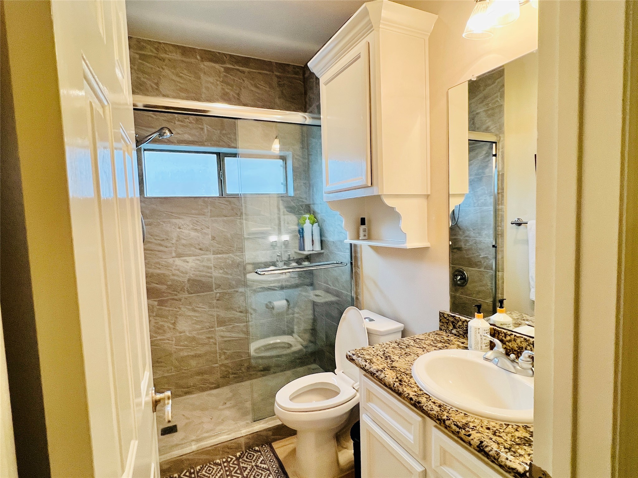 8018 Stoneyway Drive Property Photo 20