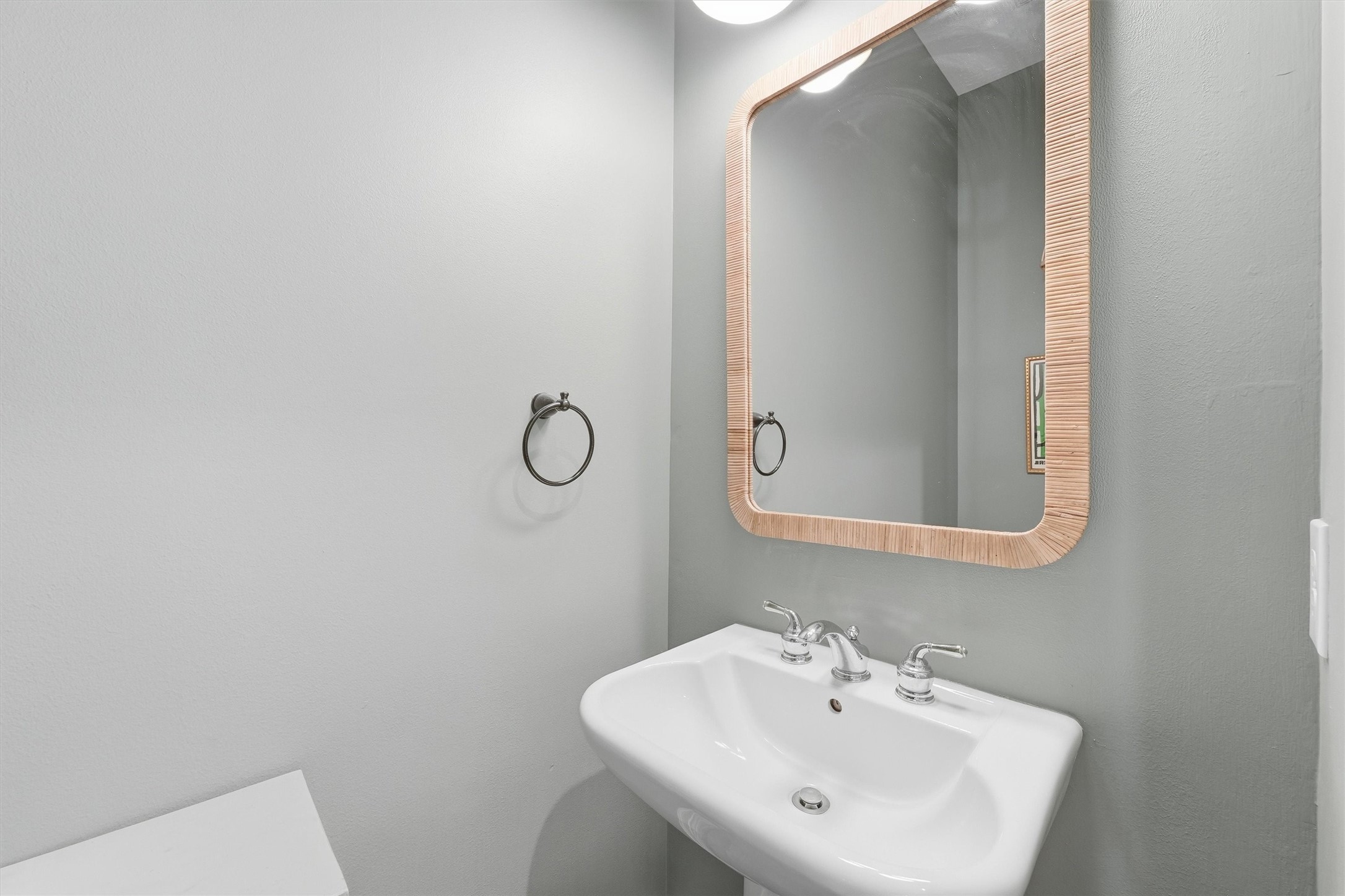 421 Westmoreland Street Property Photo 15