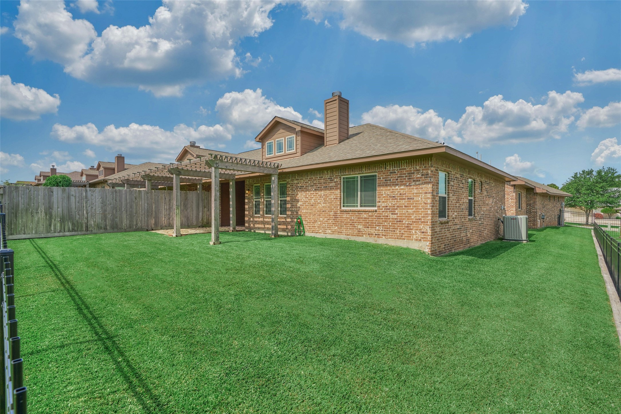 103 Bessie Price Owens Drive Property Photo 2