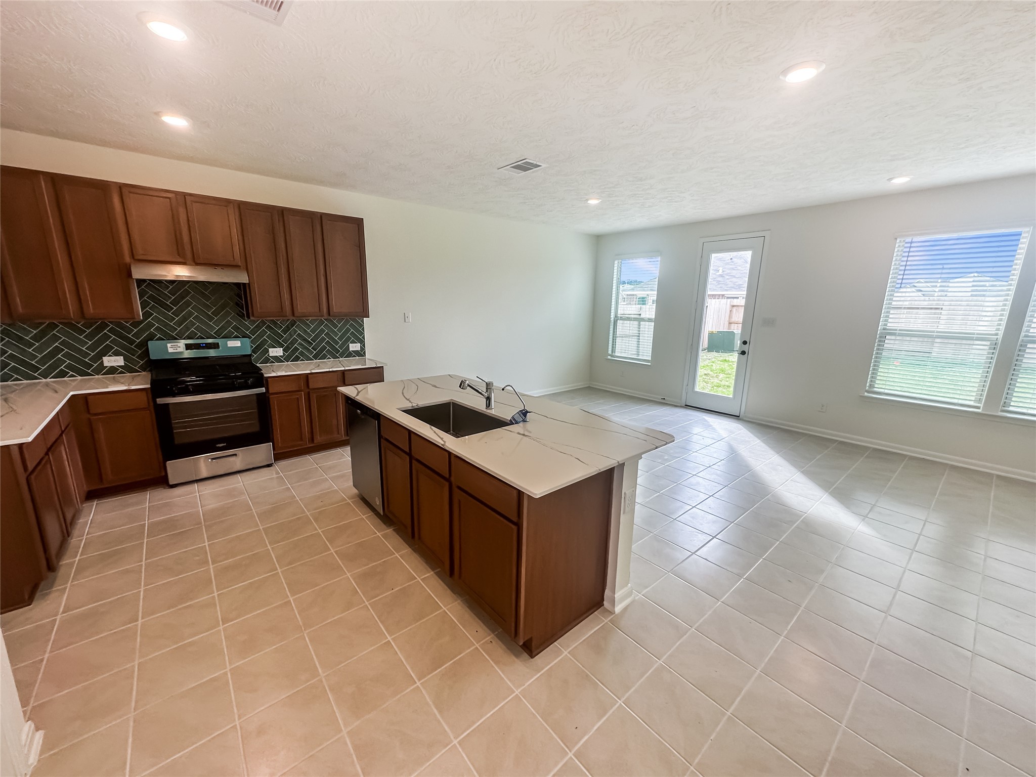 2012 Rebel Way Property Photo 5
