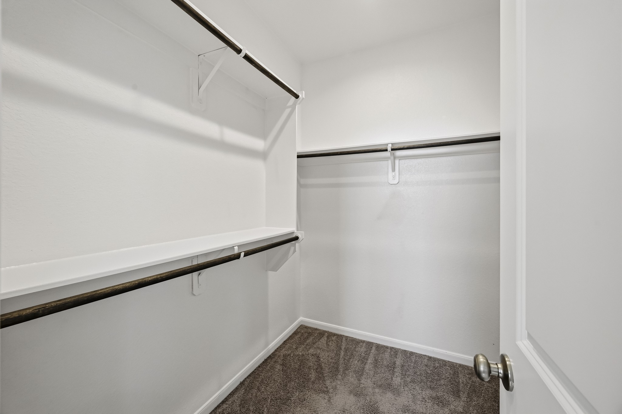 8718 Laurel Crest Drive Property Photo 26