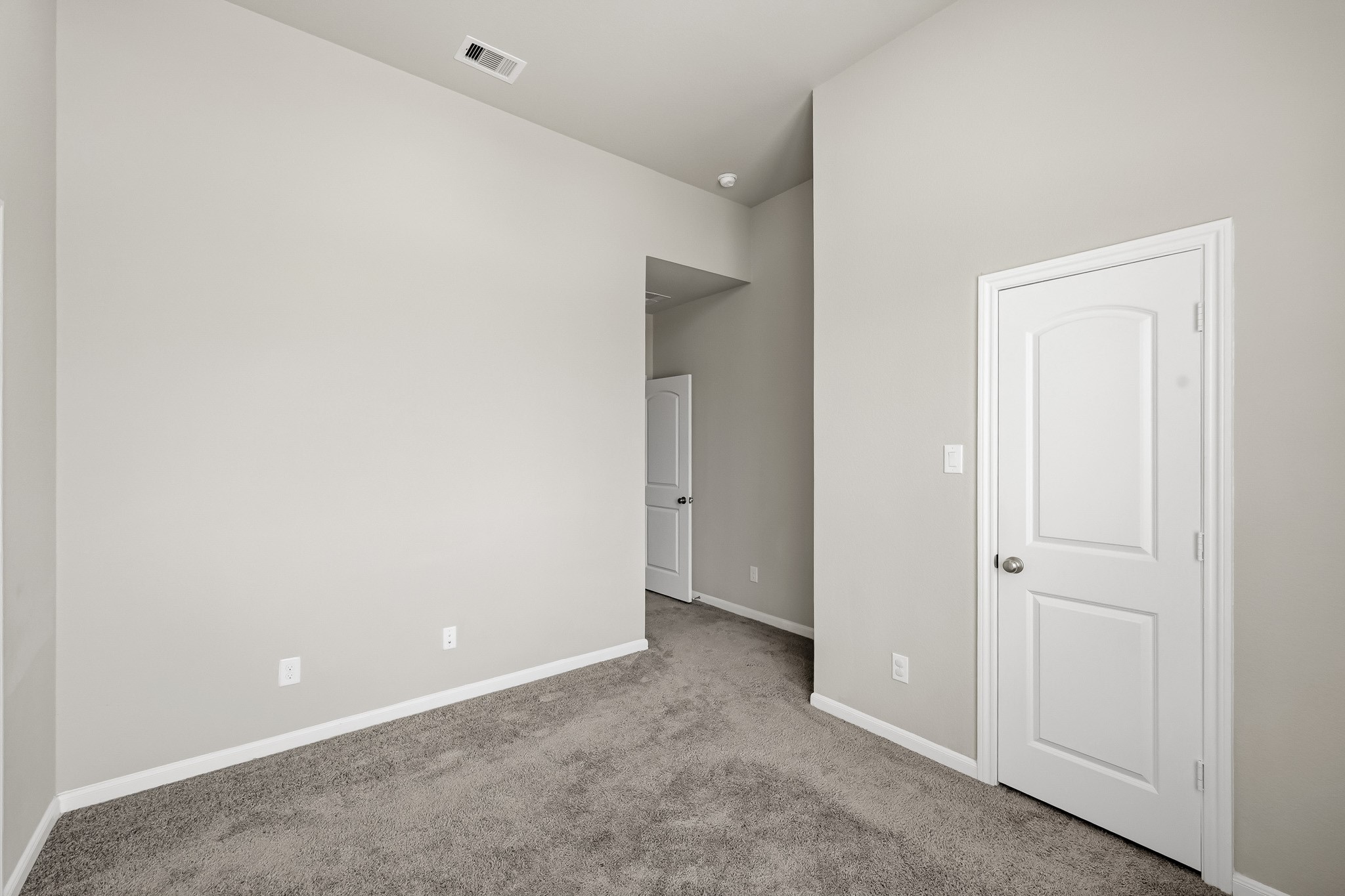 8718 Laurel Crest Drive Property Photo 29