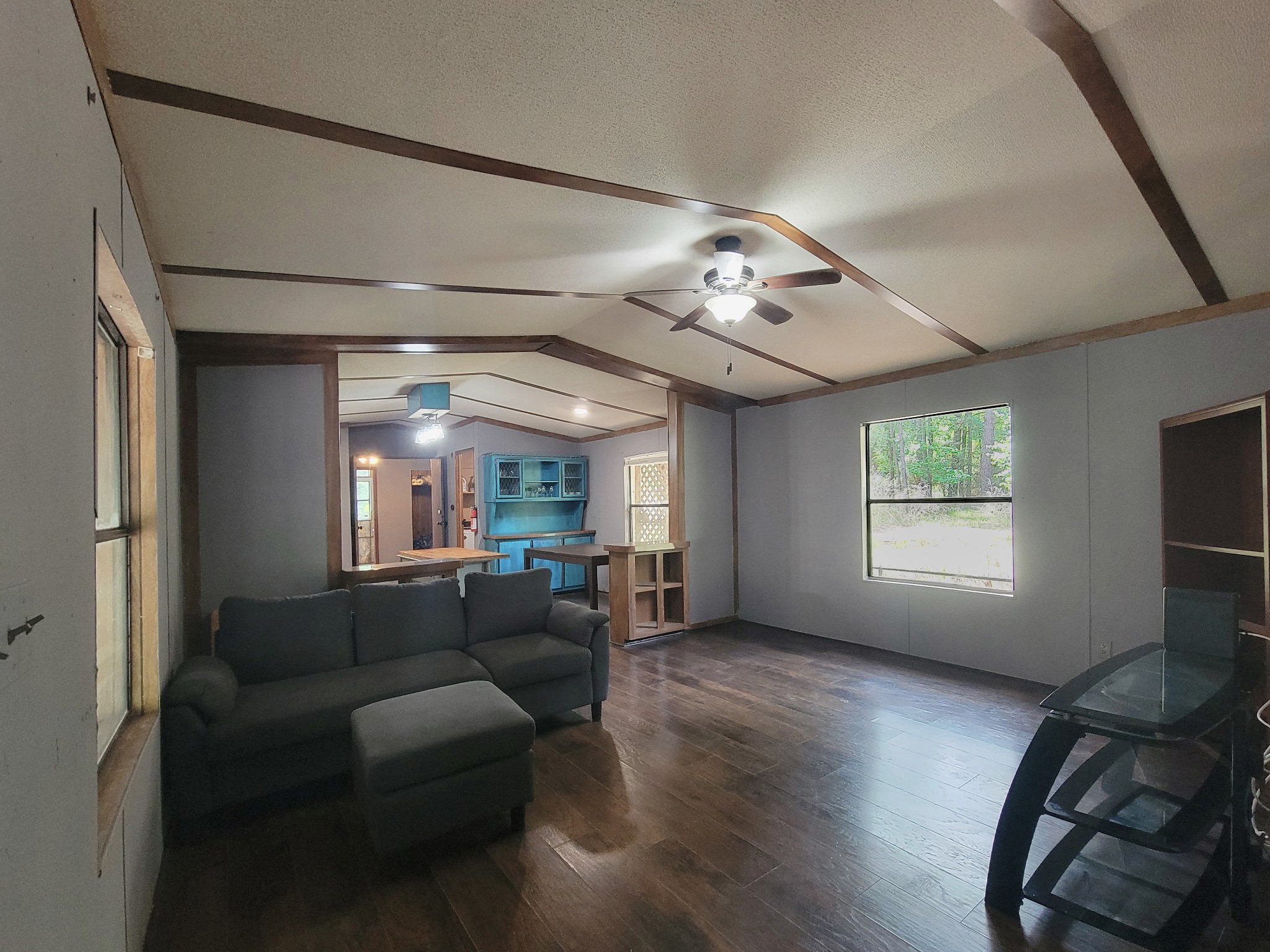 124 Mockingbird Lane Property Photo 3