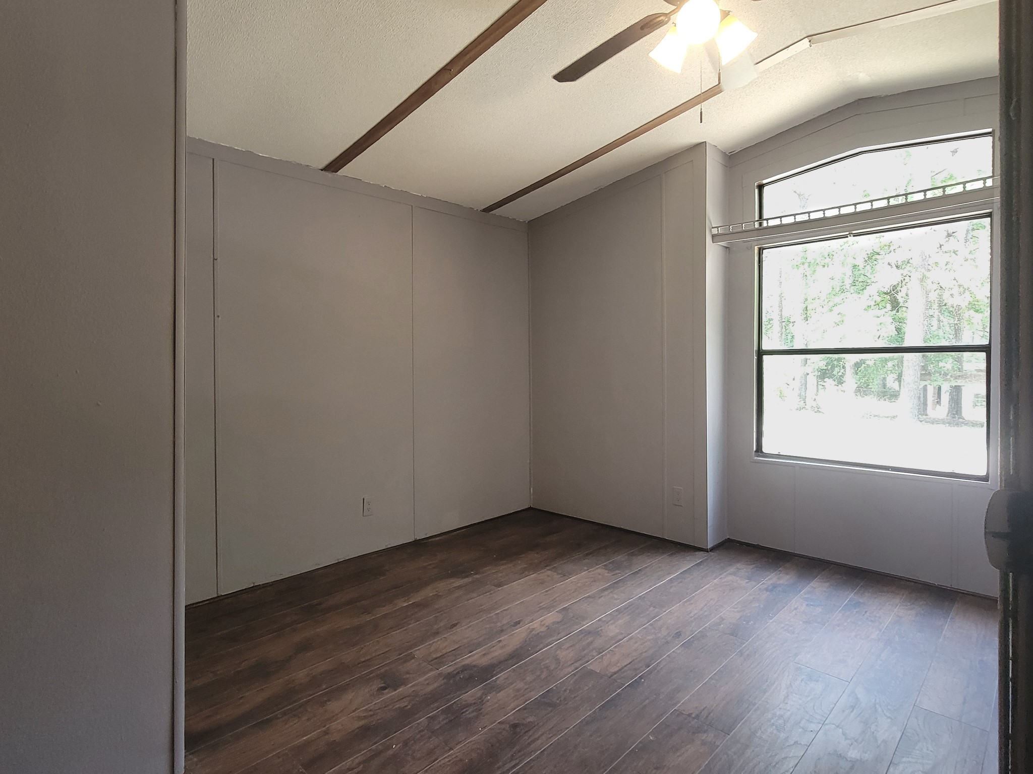 124 Mockingbird Lane Property Photo 15