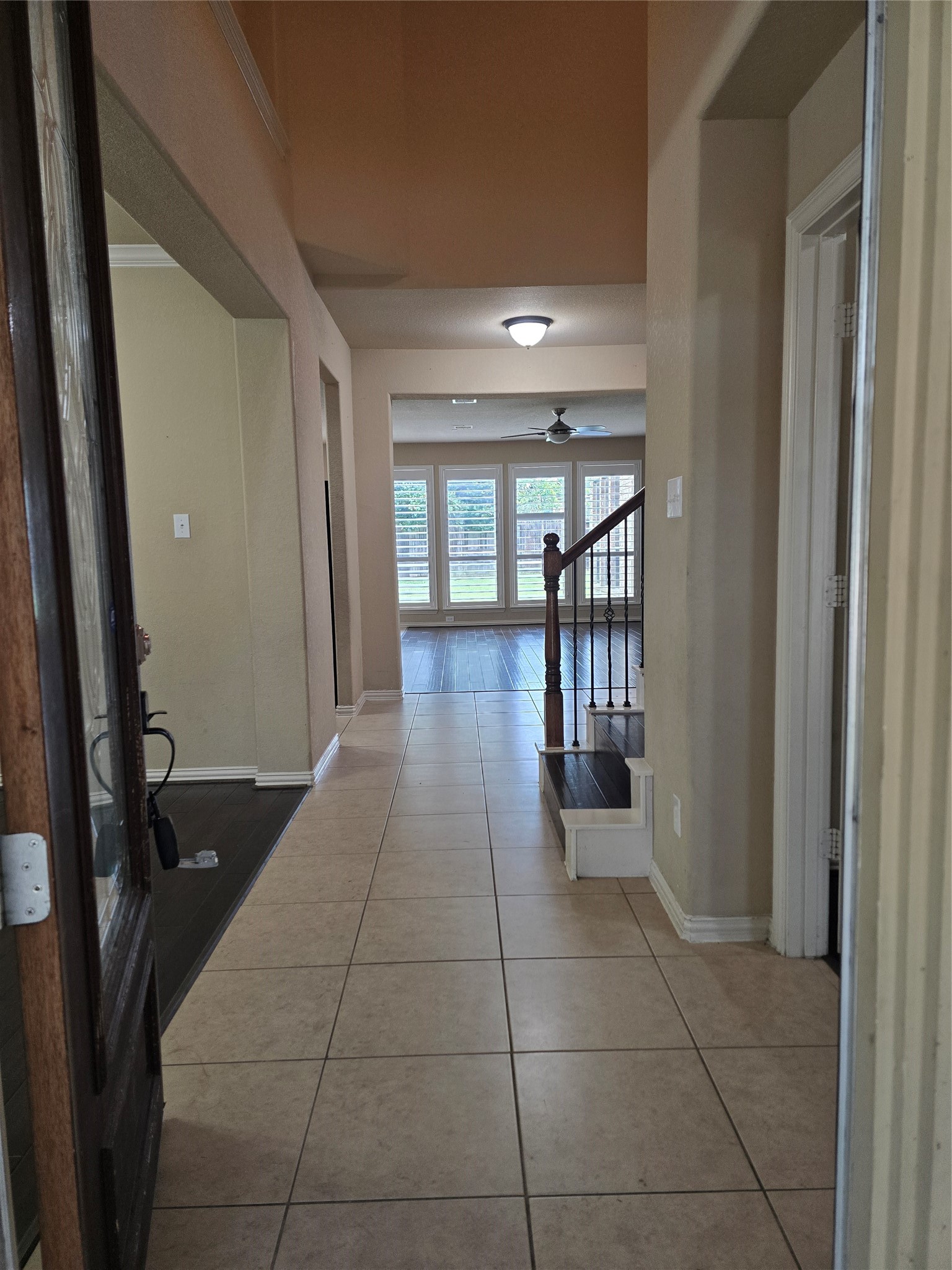 18434 N Settlers Shore Drive Property Photo 2