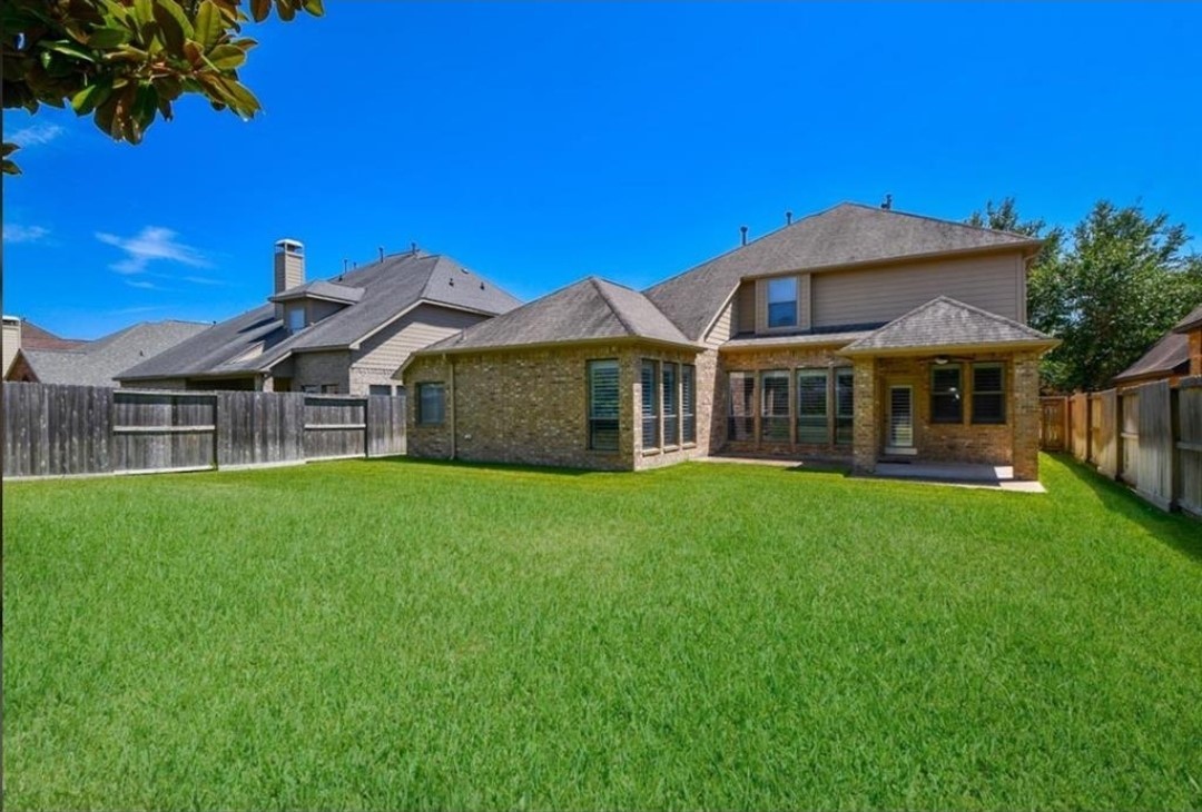 18434 N Settlers Shore Drive Property Photo 12