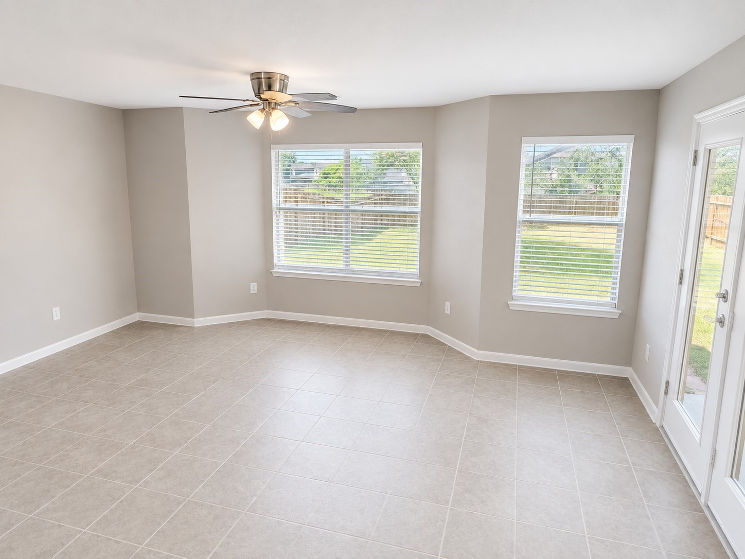 19319 Bold River Road Property Photo 8