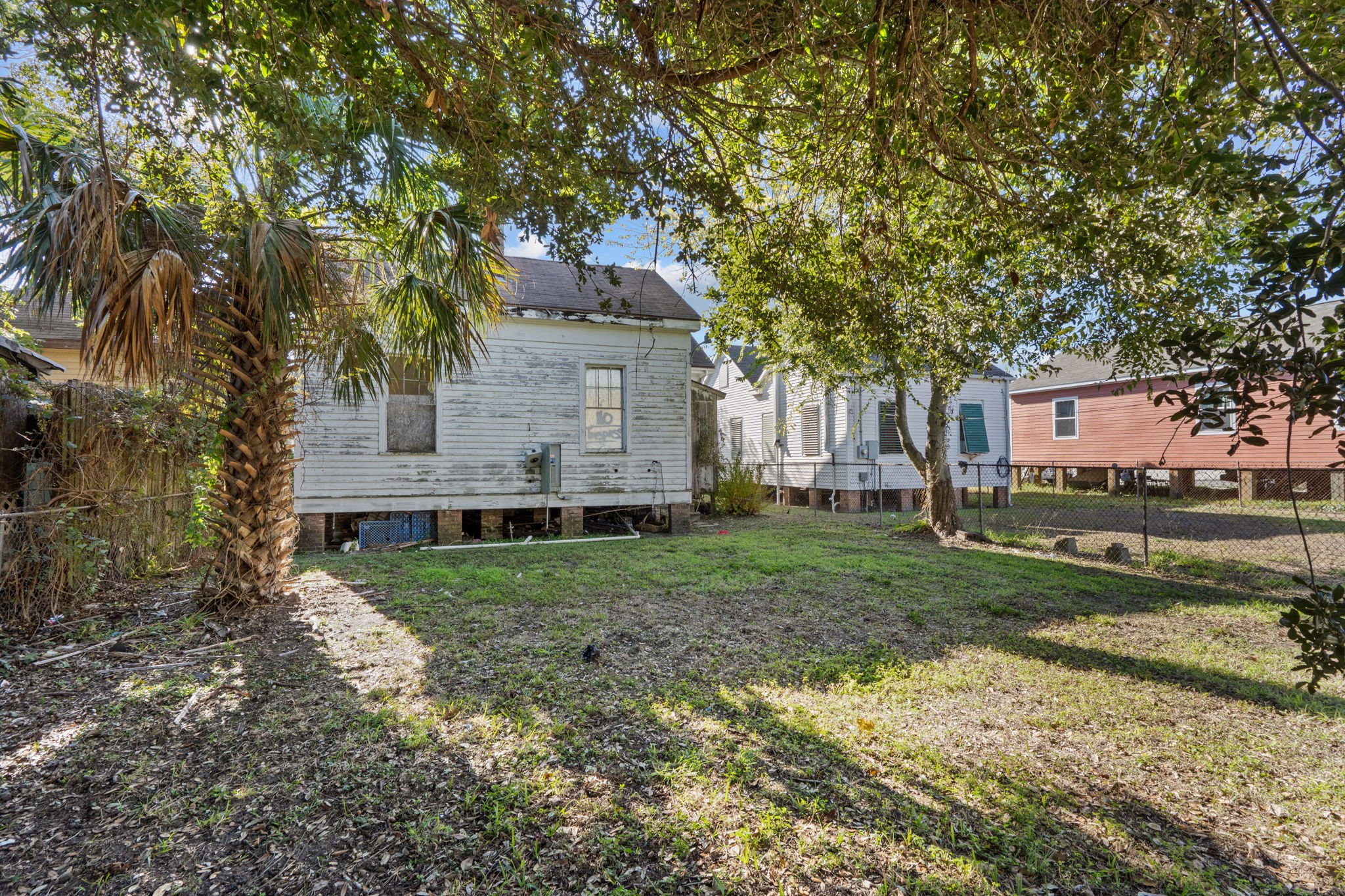 2814 Avenue L Property Photo 6