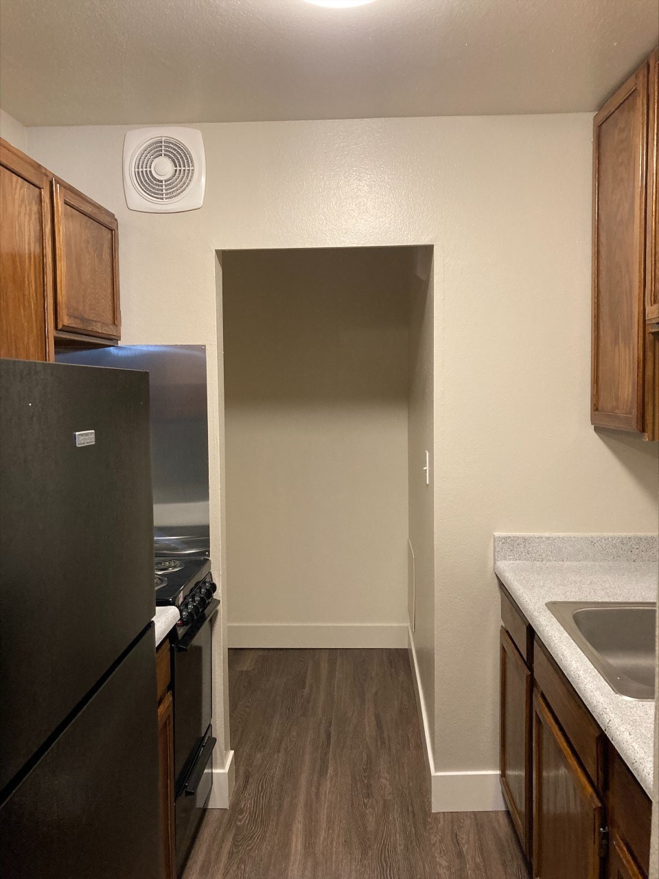 1411 8th St Property Photo 5