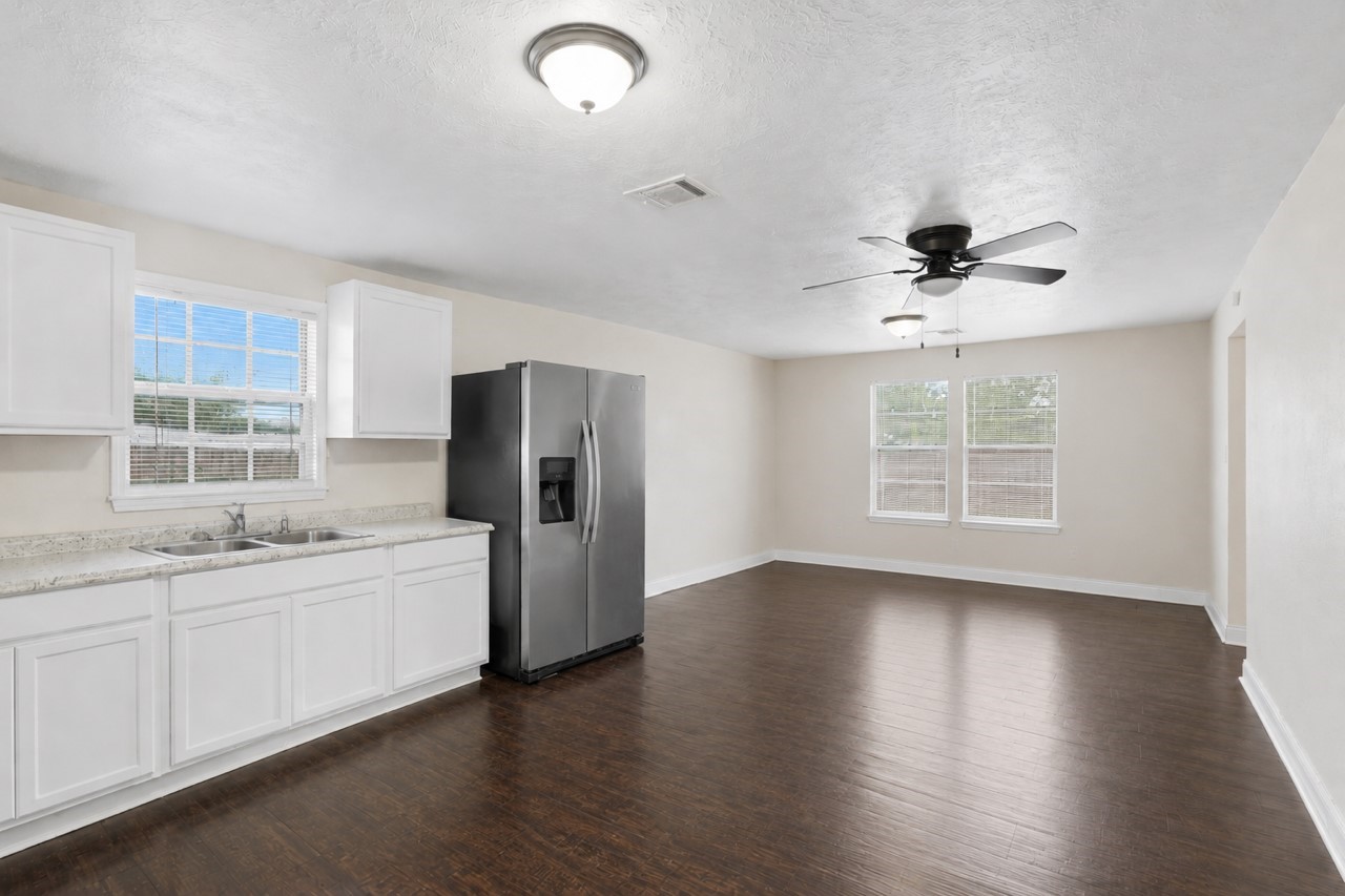 515 Riggs Street Property Photo 14