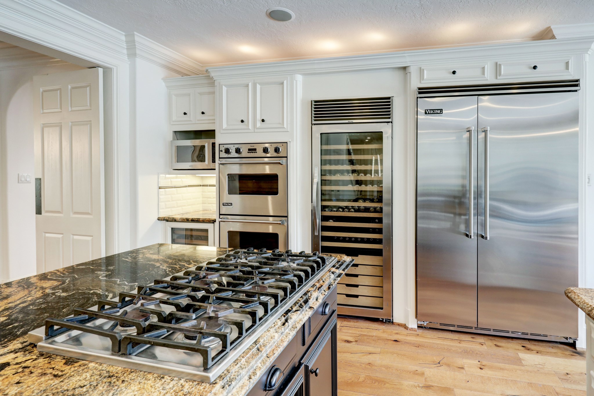 1631 Lakeshore Way Property Photo 19