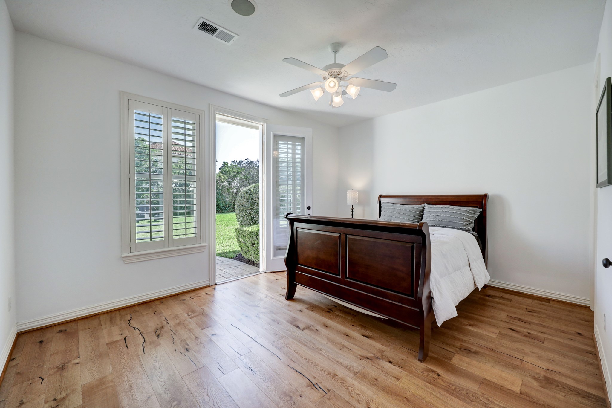 1631 Lakeshore Way Property Photo 39