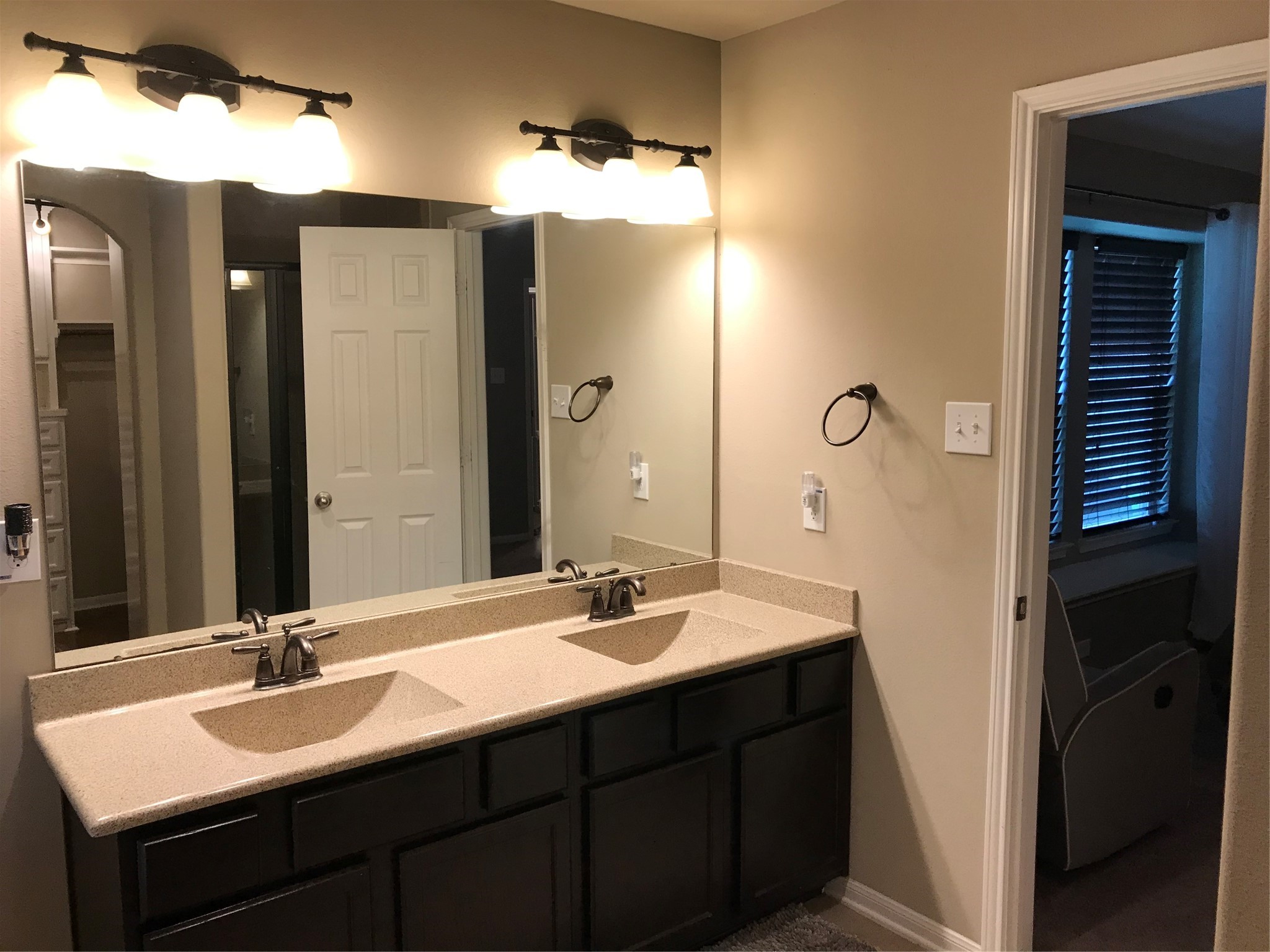 21734 Cascade Hollow Lane Property Photo 17