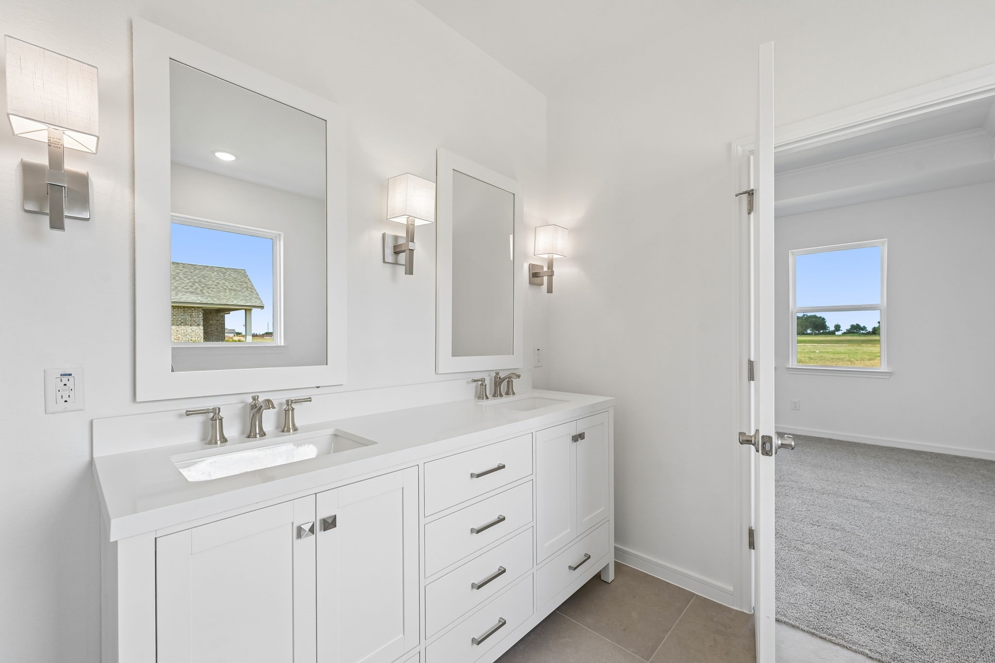 220 Dunovant Drive Property Photo 14