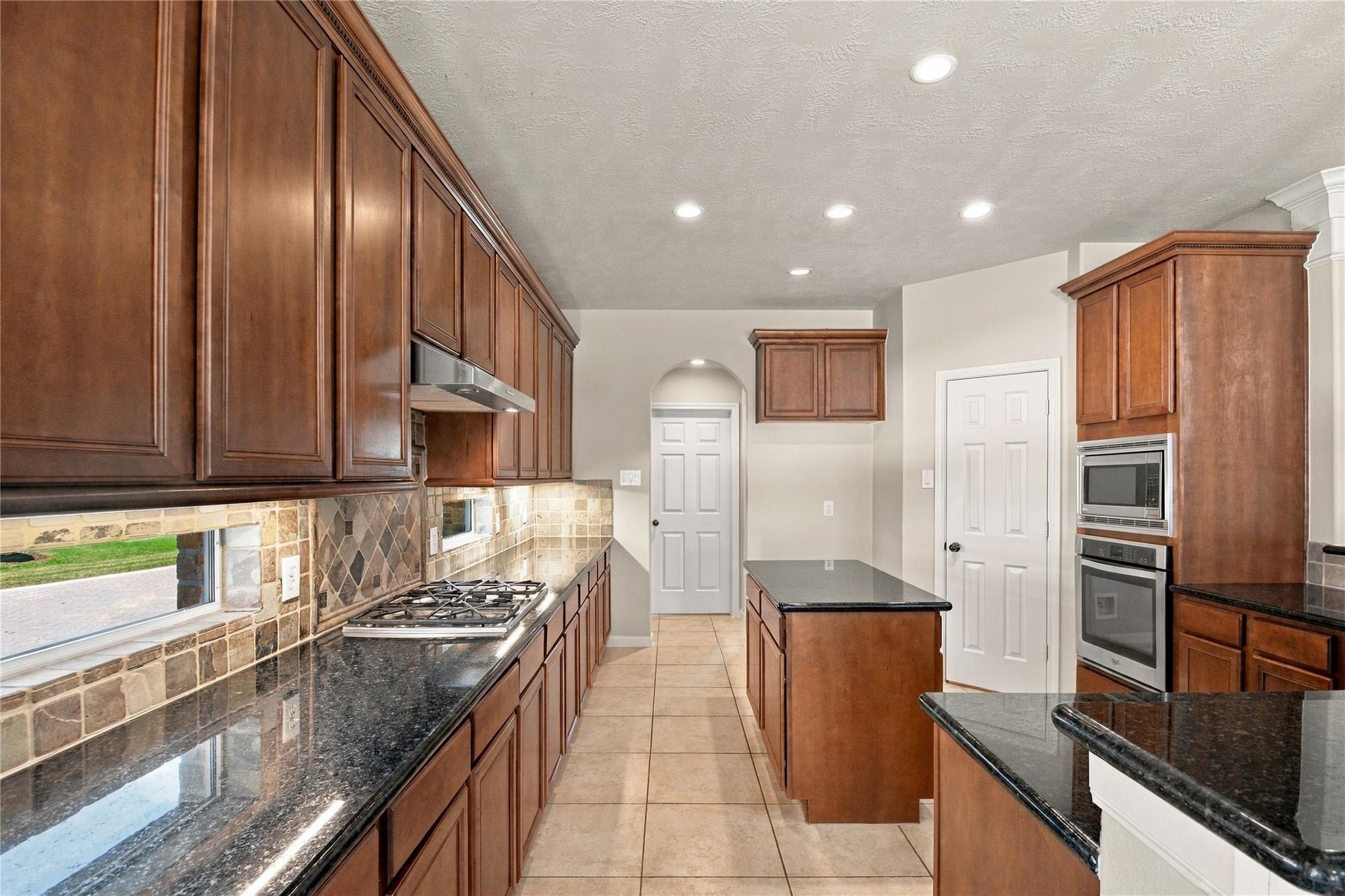 8403 Glenn Elm Drive Property Photo 14