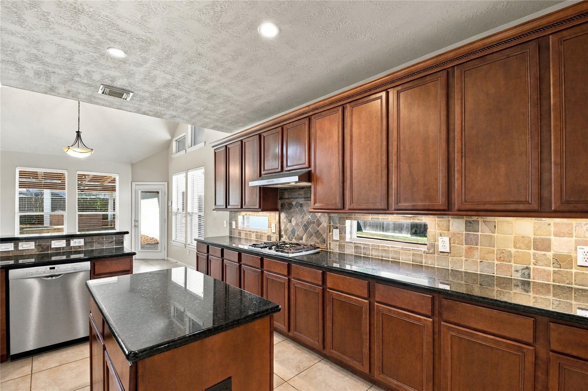 8403 Glenn Elm Drive Property Photo 16