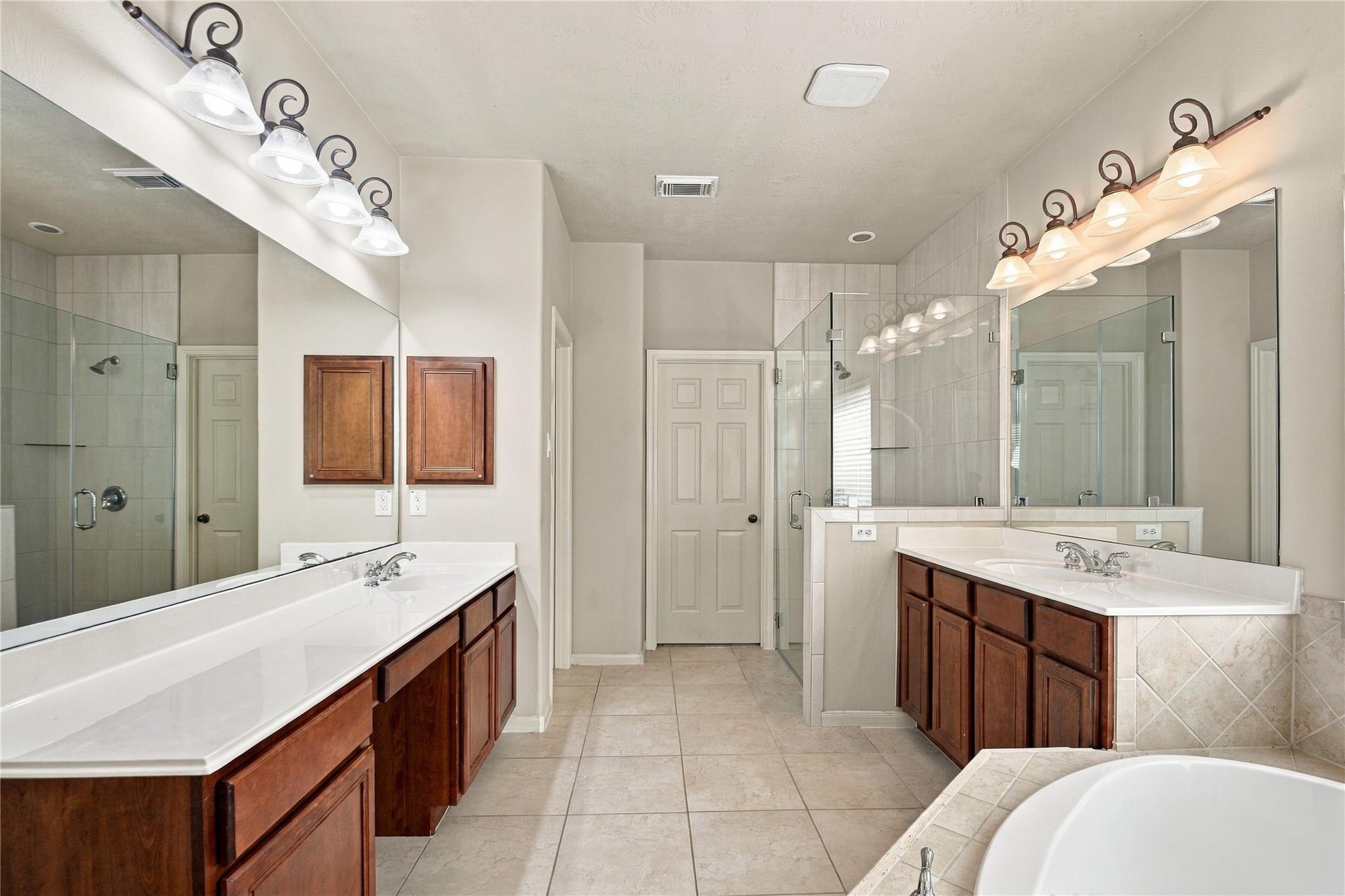 8403 Glenn Elm Drive Property Photo 21