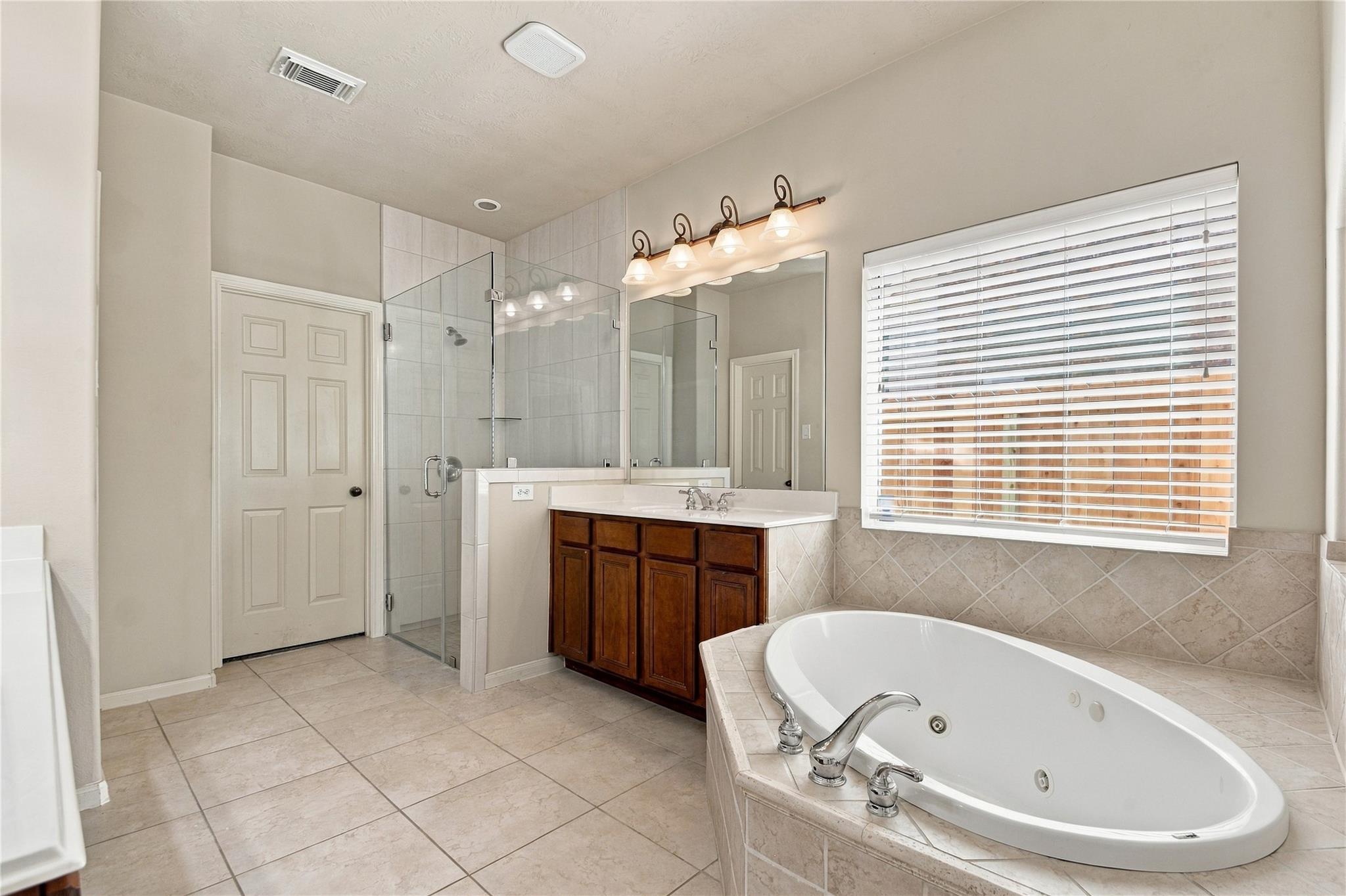 8403 Glenn Elm Drive Property Photo 22