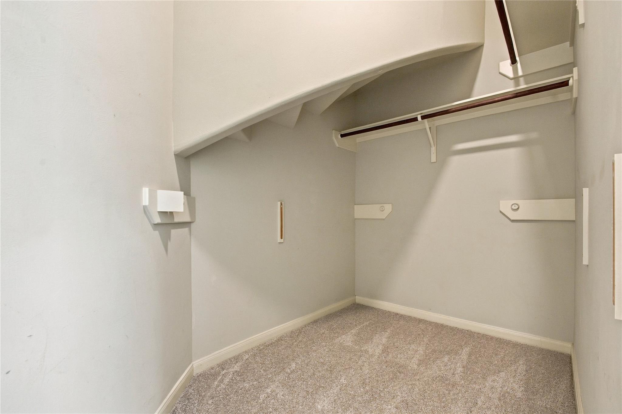 8403 Glenn Elm Drive Property Photo 24