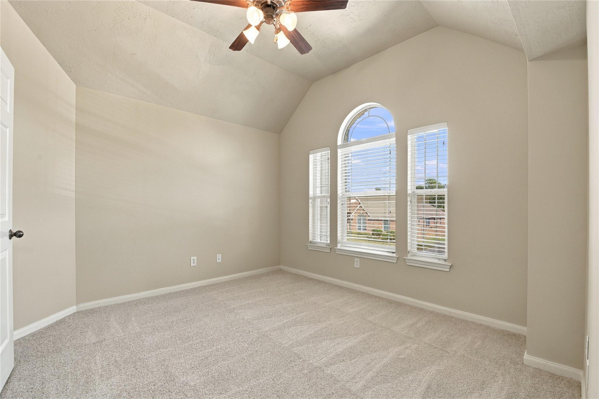 8403 Glenn Elm Drive Property Photo 28