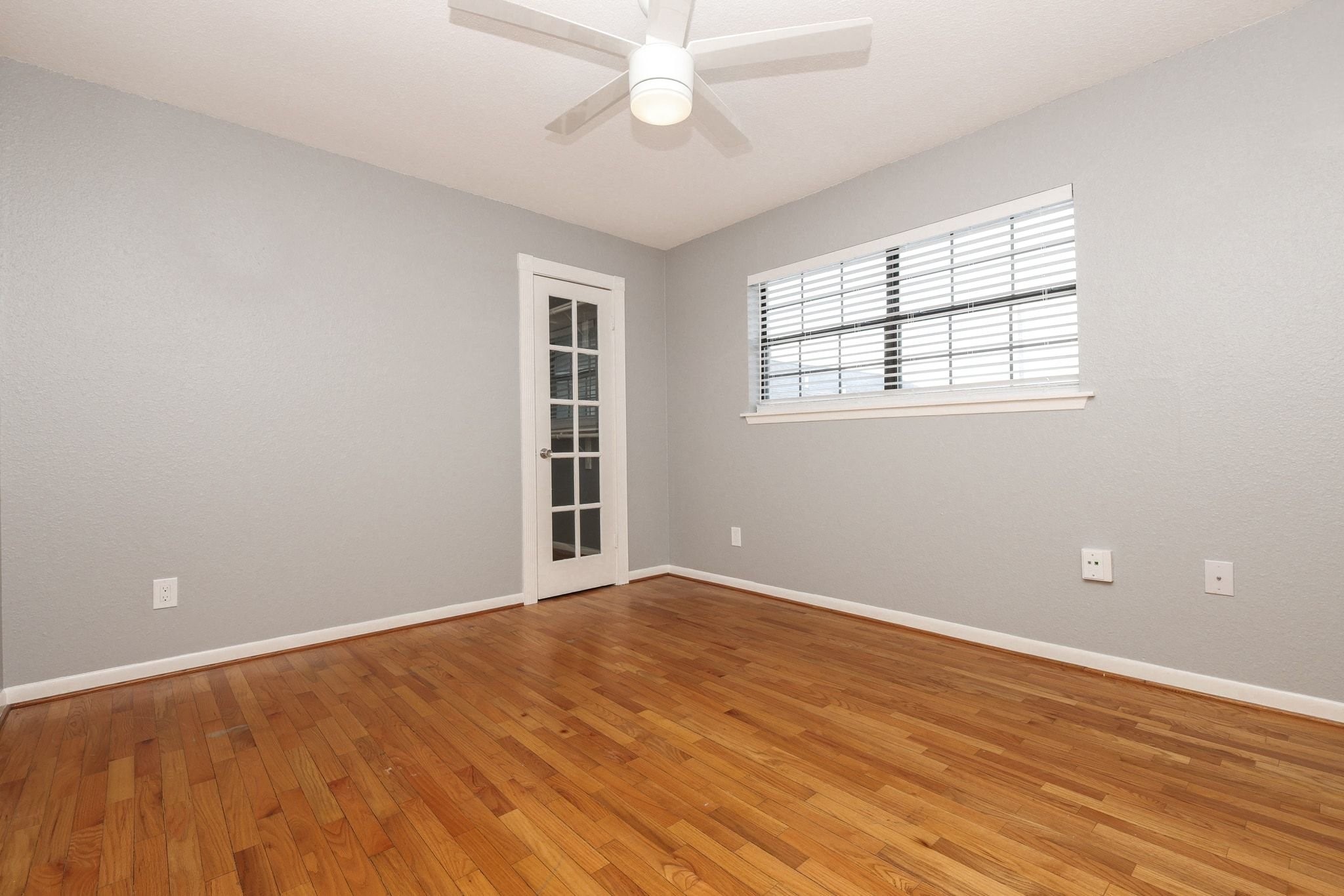 2919 Wentworth Street D Property Photo 17
