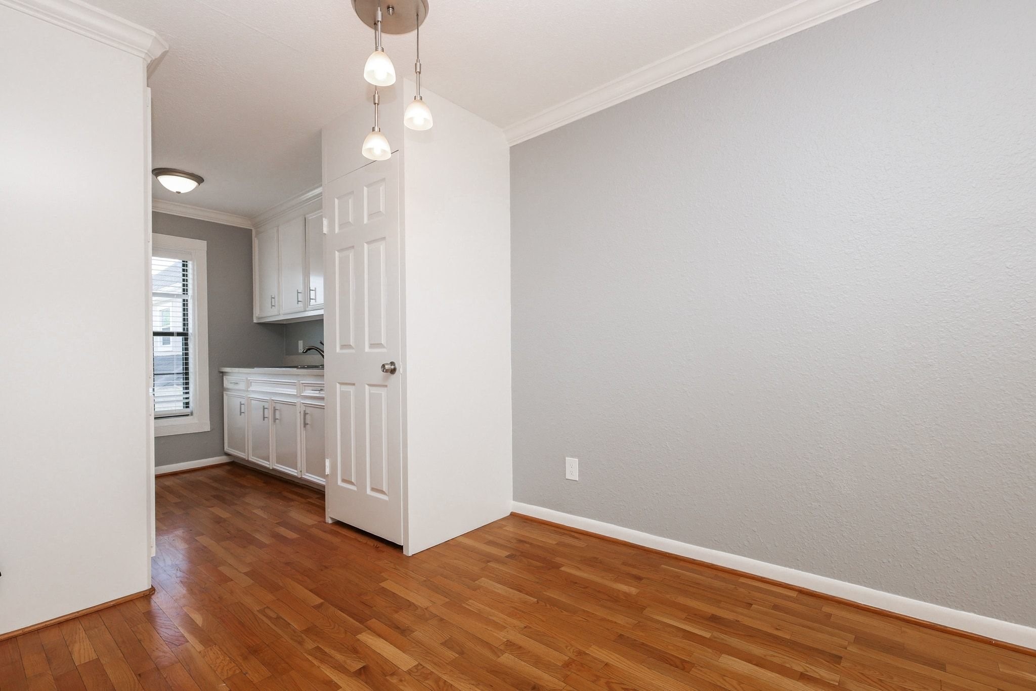 2919 Wentworth Street D Property Photo 19
