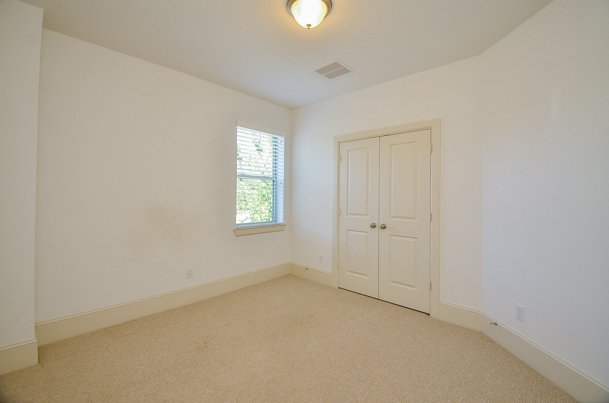 3302 Rochdale Street Property Photo 37