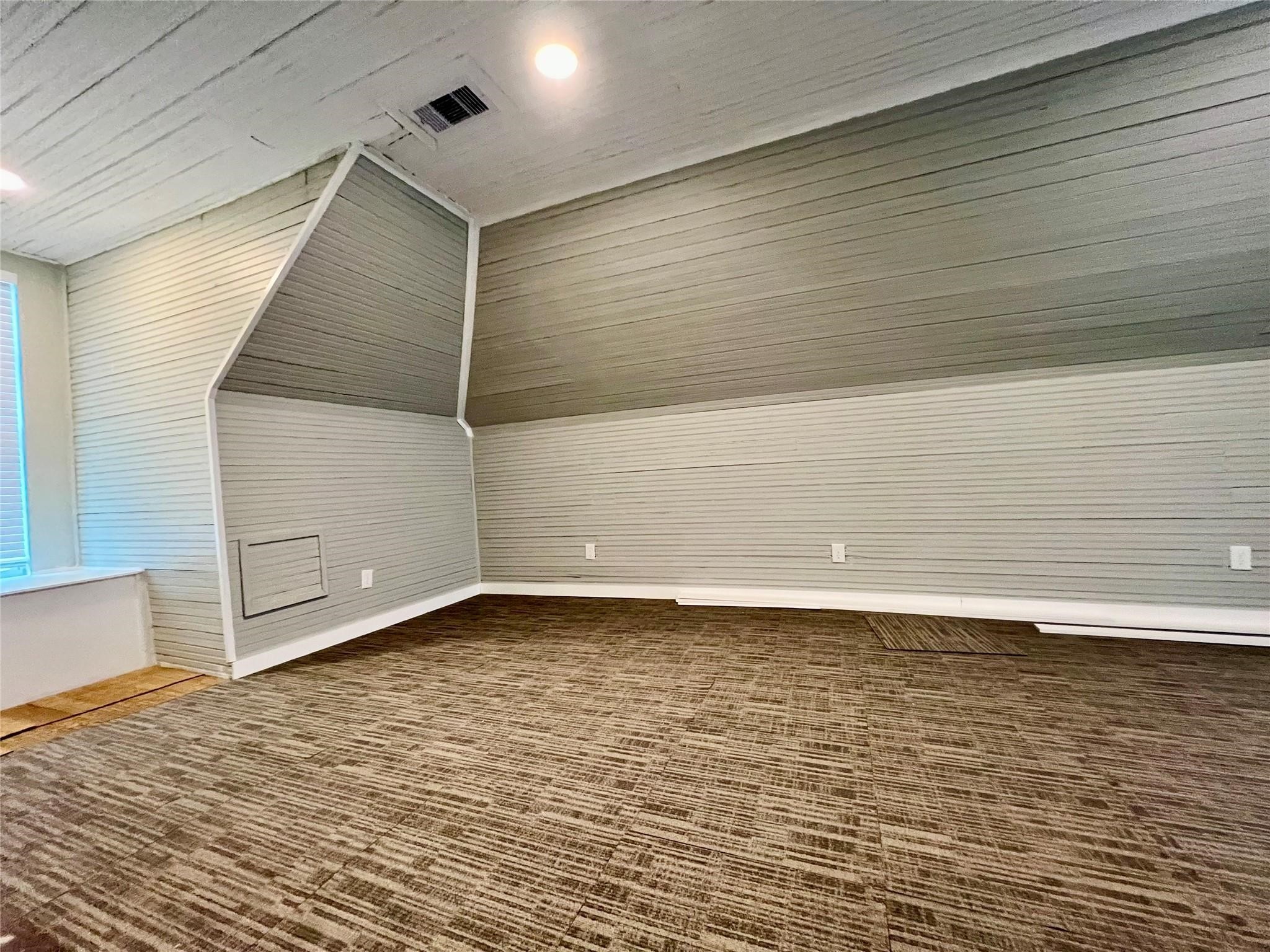 282 11th Property Photo 9