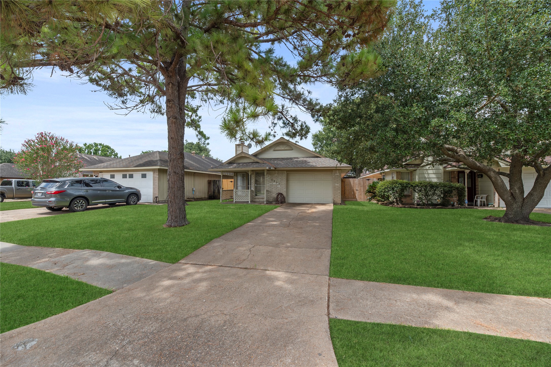 8622 Ashlawn Drive Property Photo 1