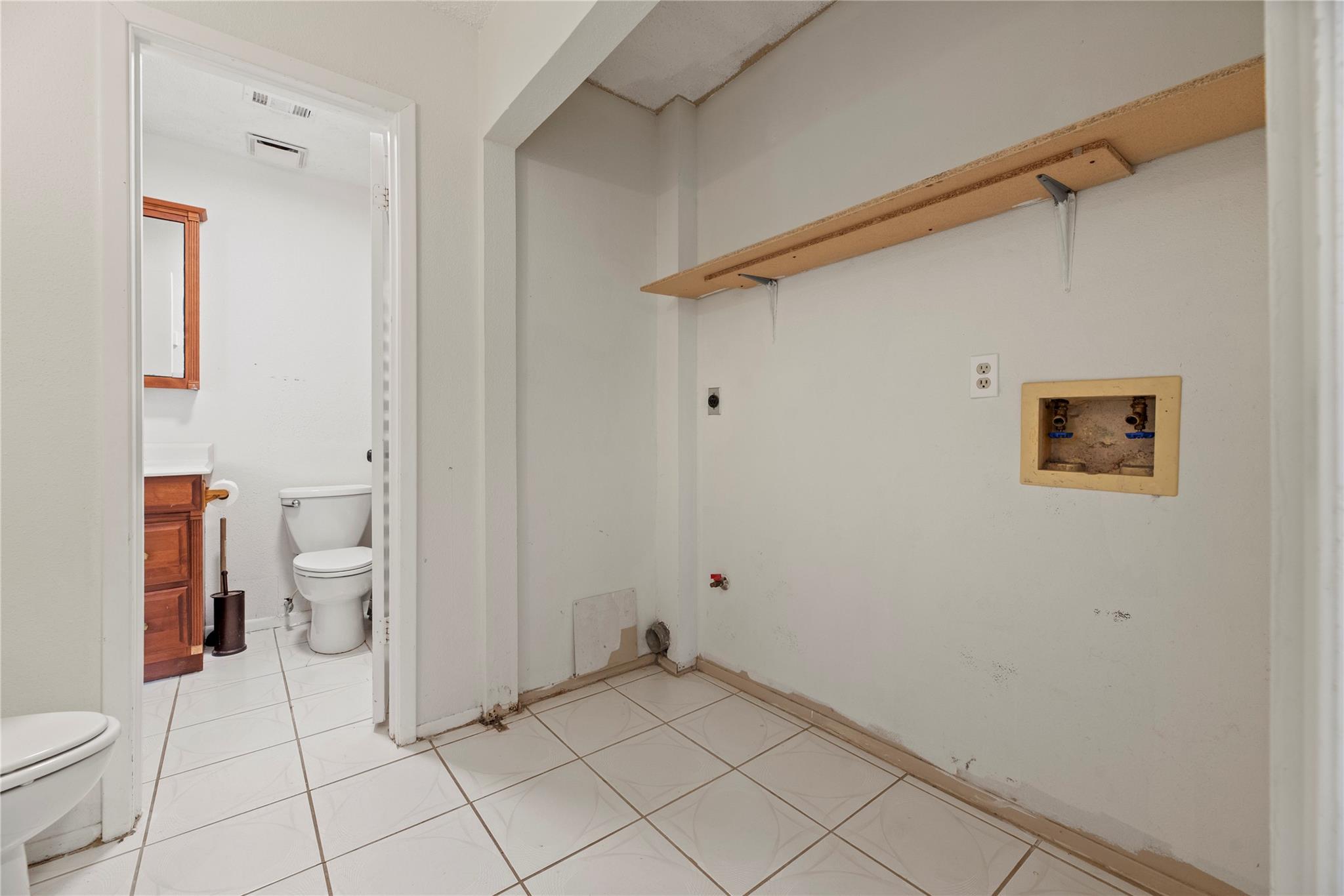 8622 Ashlawn Drive Property Photo 14