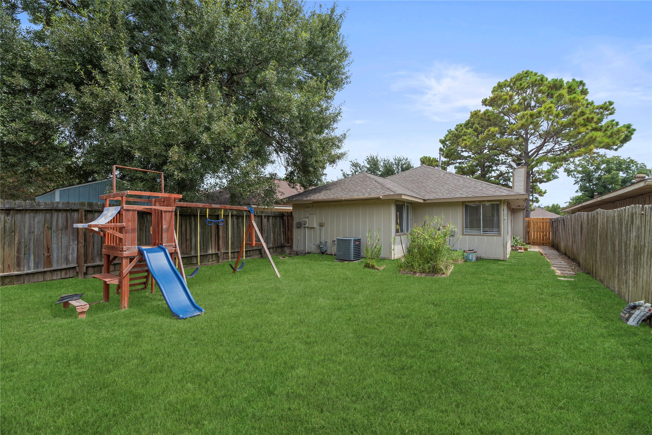 8622 Ashlawn Drive Property Photo 26