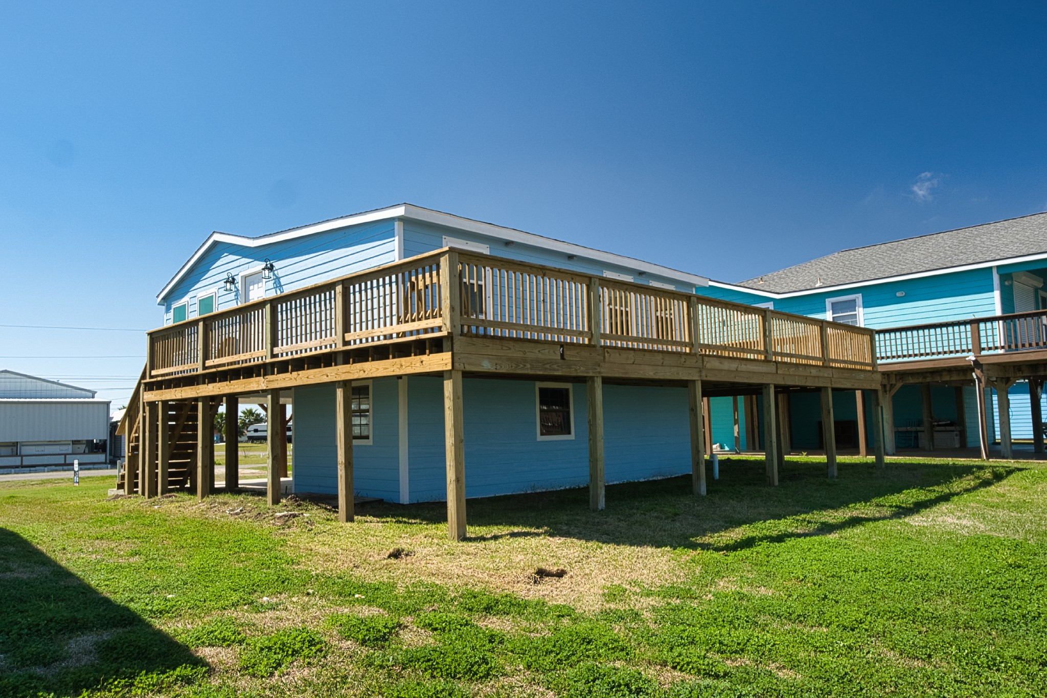 976 County Road 202 Property Photo 2
