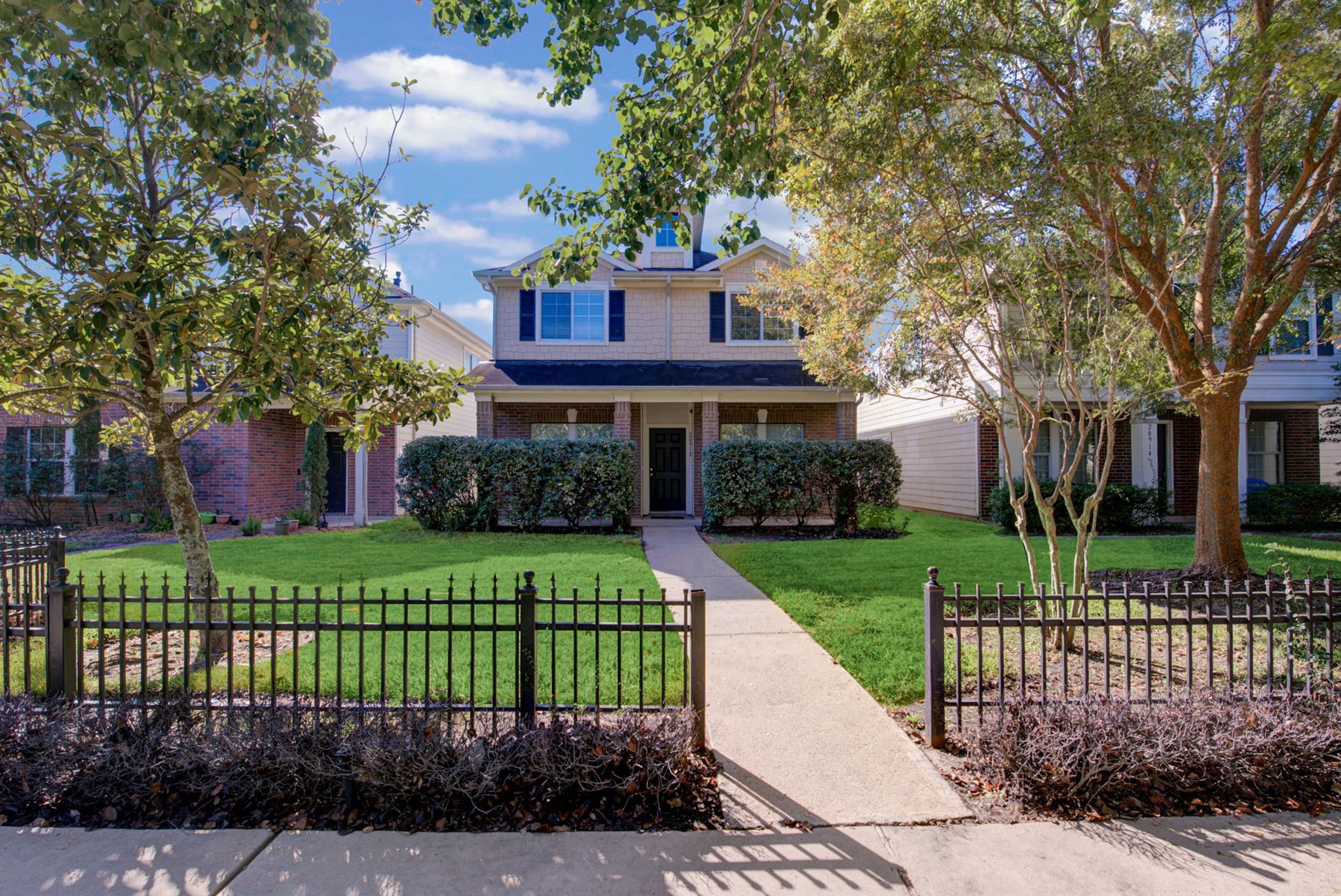 20910 Hall Colony Court Property Photo 1