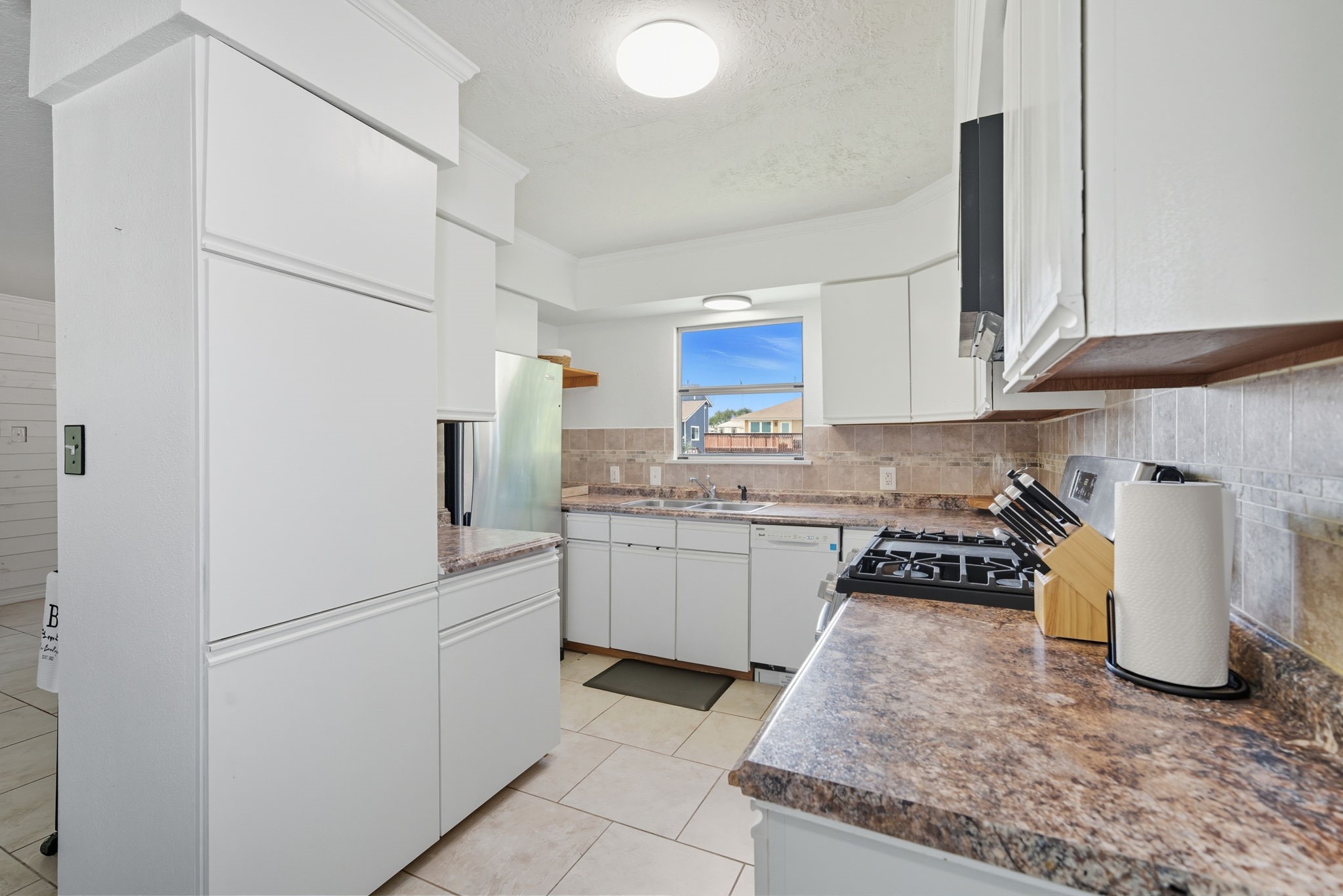 439 Pompano Street Property Photo 10