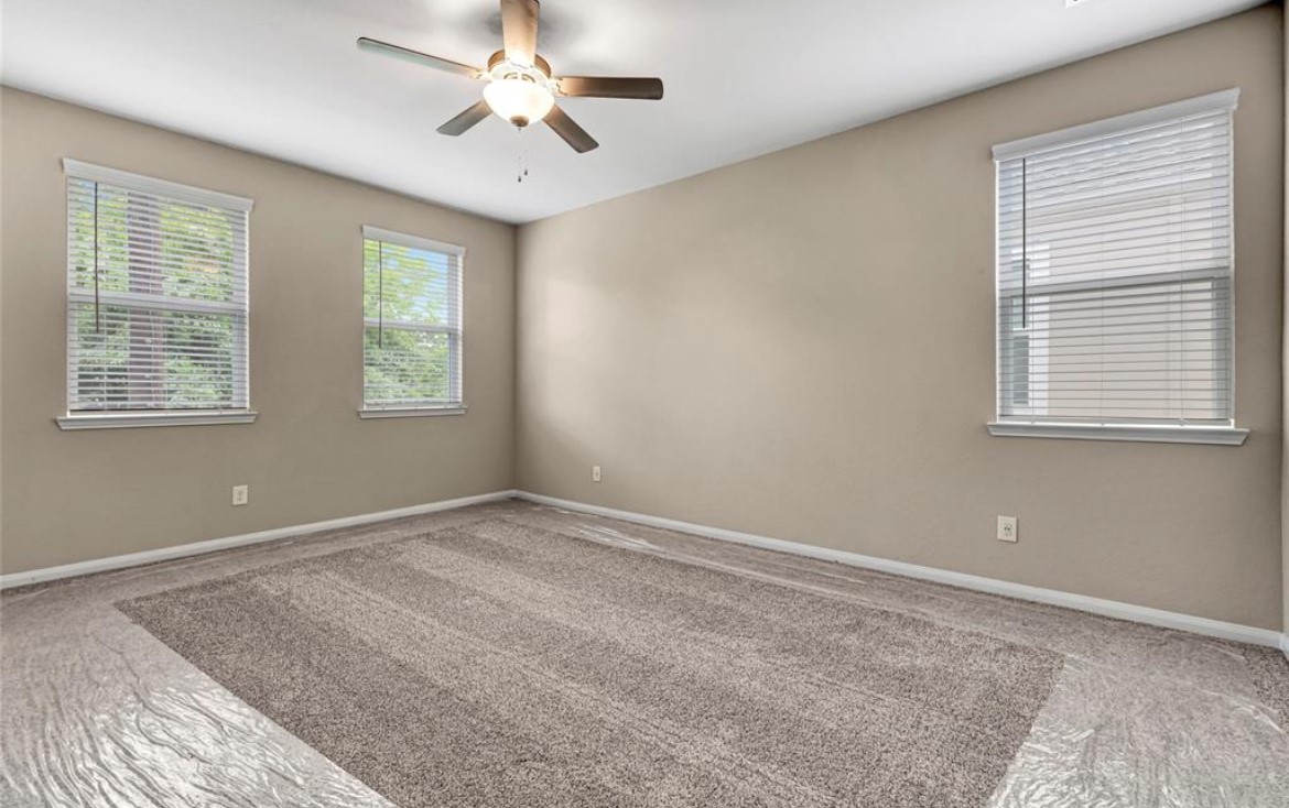 16104 Oregon Oak Drive Property Photo 26