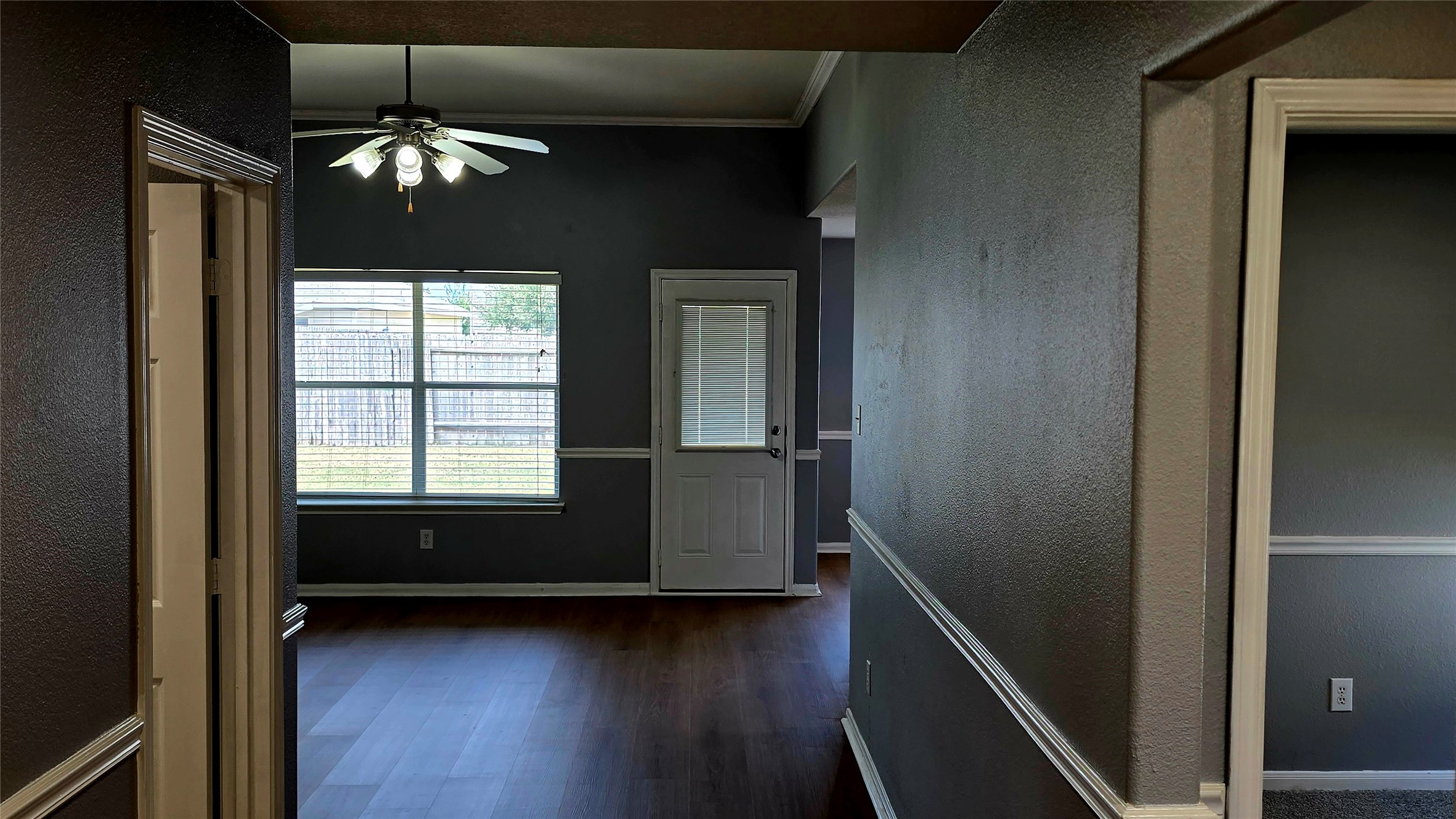 7122 Sunrise Hill Lane Property Photo 4