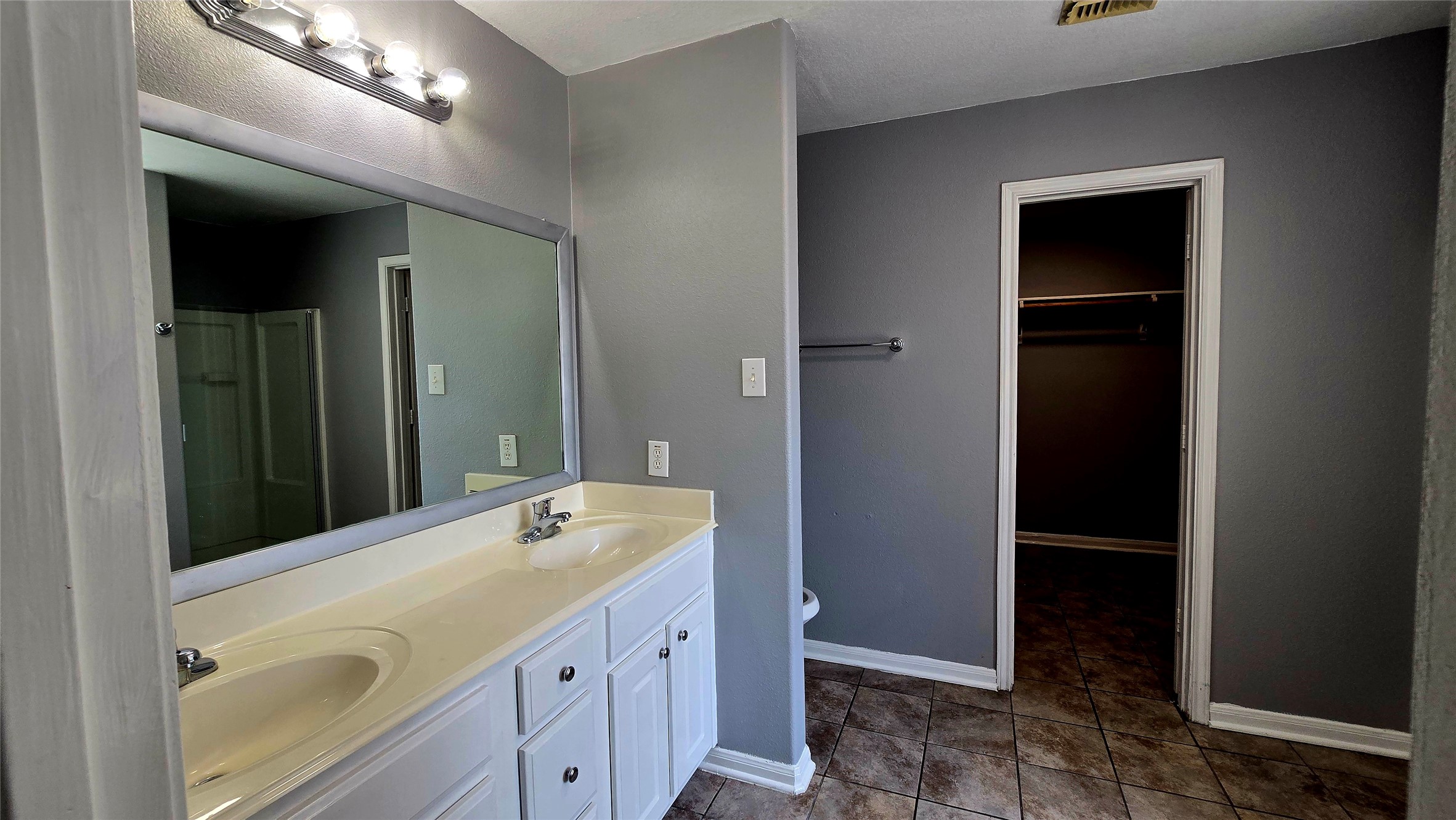 7122 Sunrise Hill Lane Property Photo 17