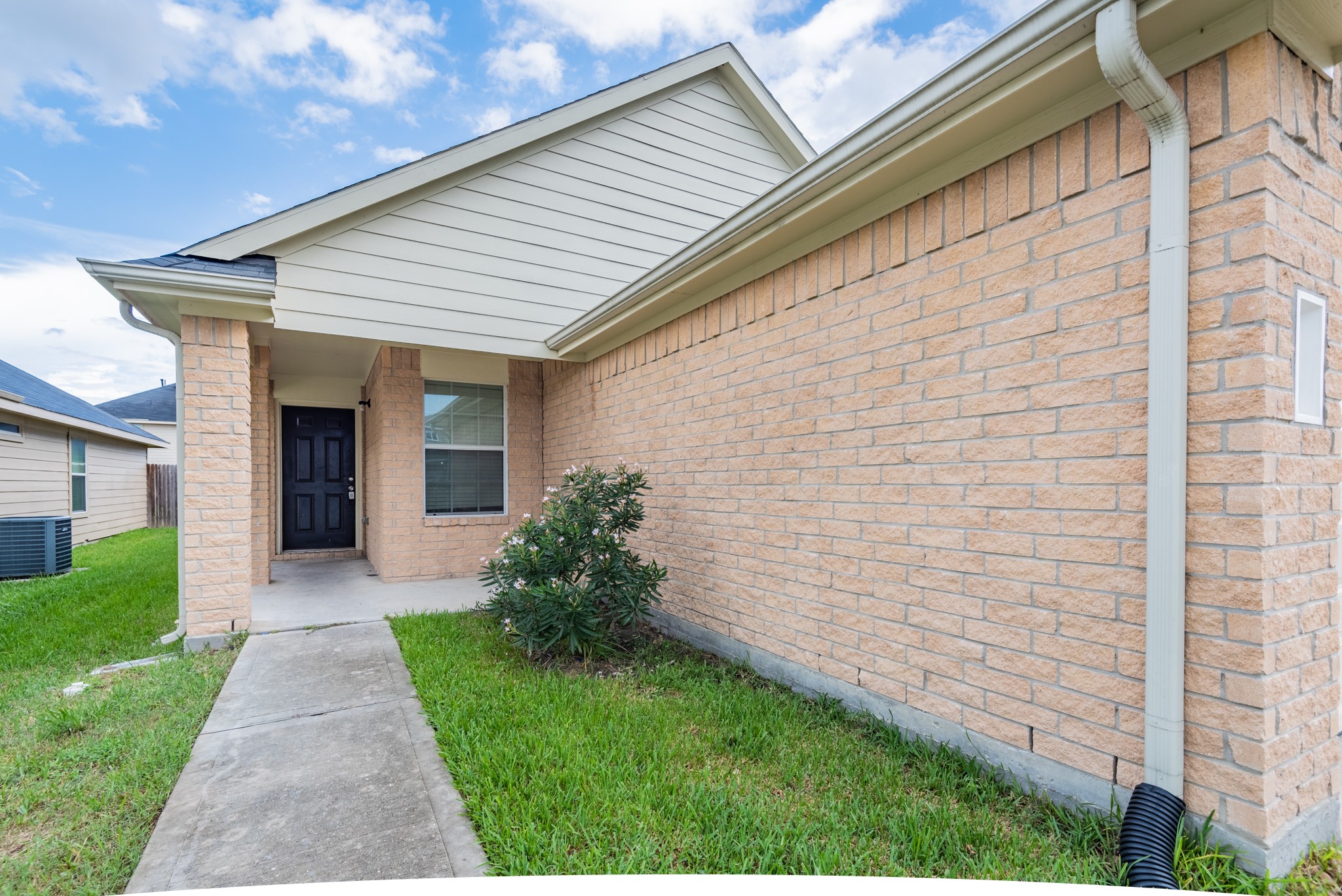 14942 Hidalgo Valley Lane Property Photo 2