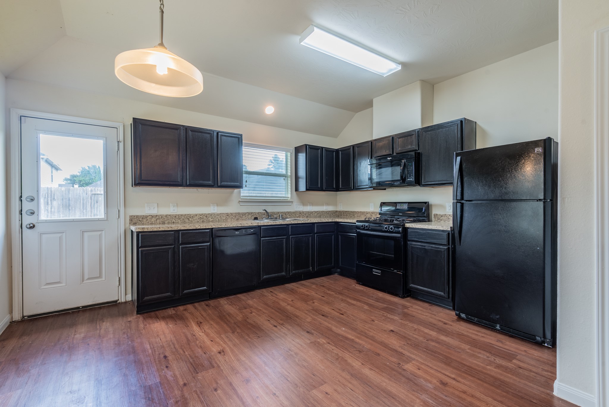 14942 Hidalgo Valley Lane Property Photo 9