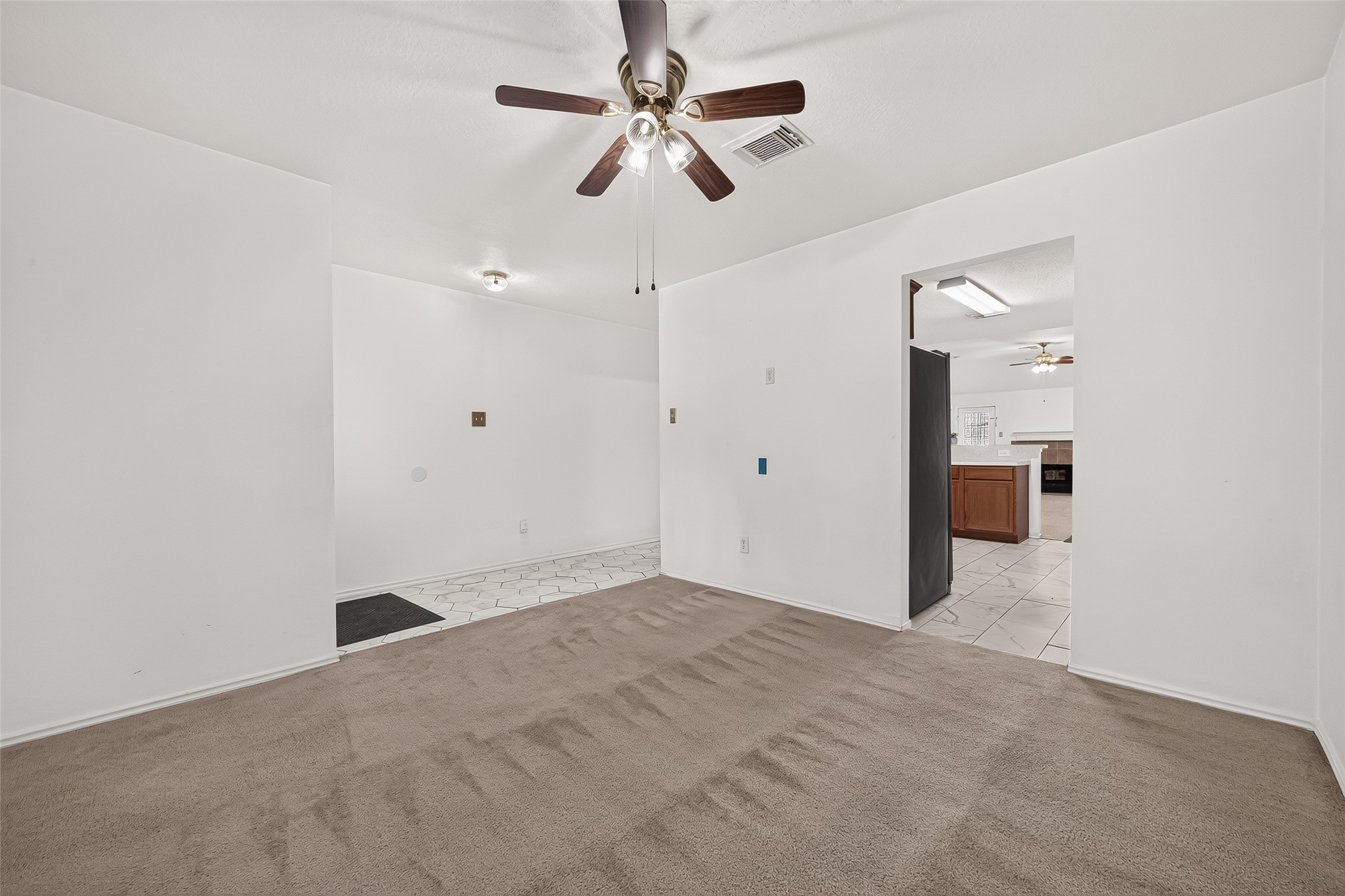 10902 Primrose Acres Lane Property Photo 6