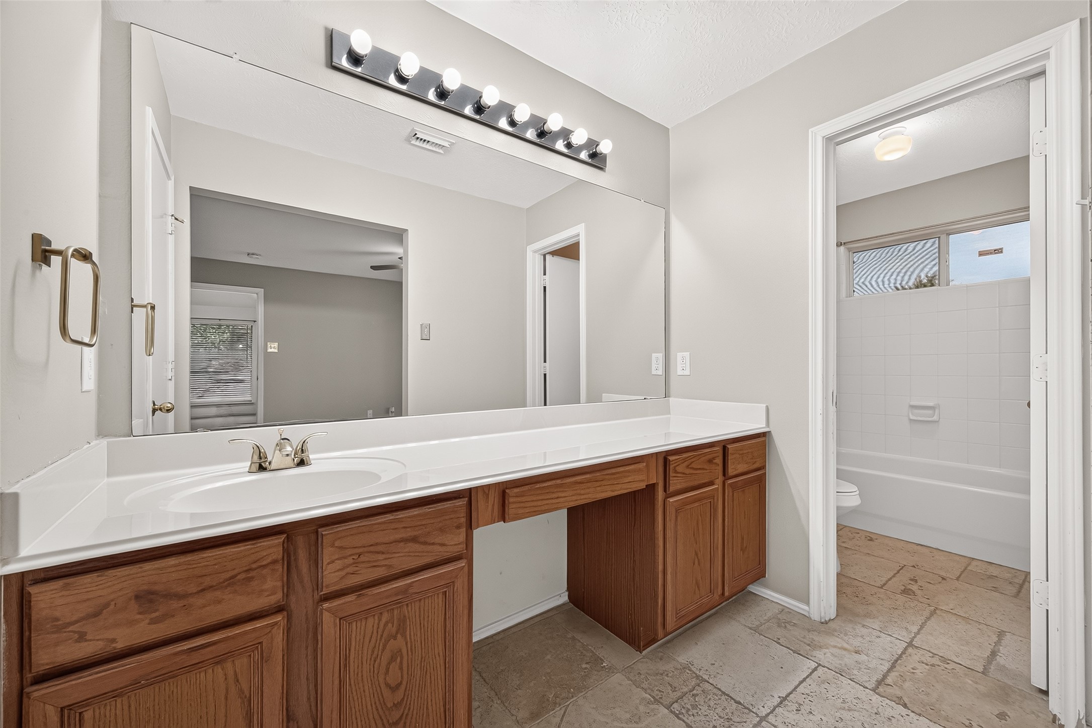 10902 Primrose Acres Lane Property Photo 22